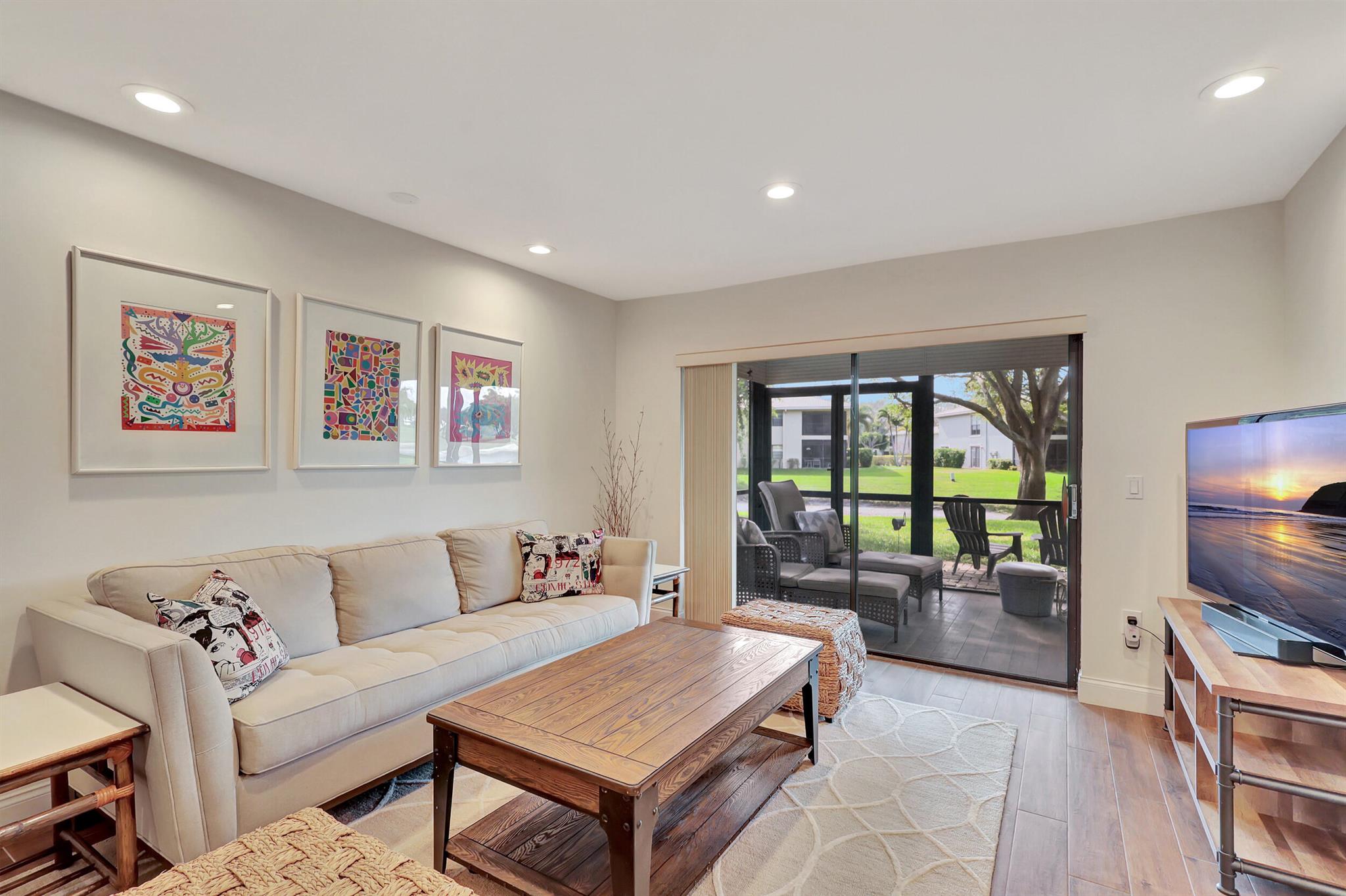 17 Stratford Drive A
