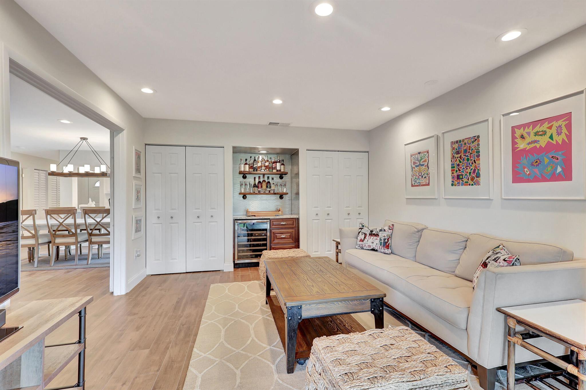 17 Stratford Drive A