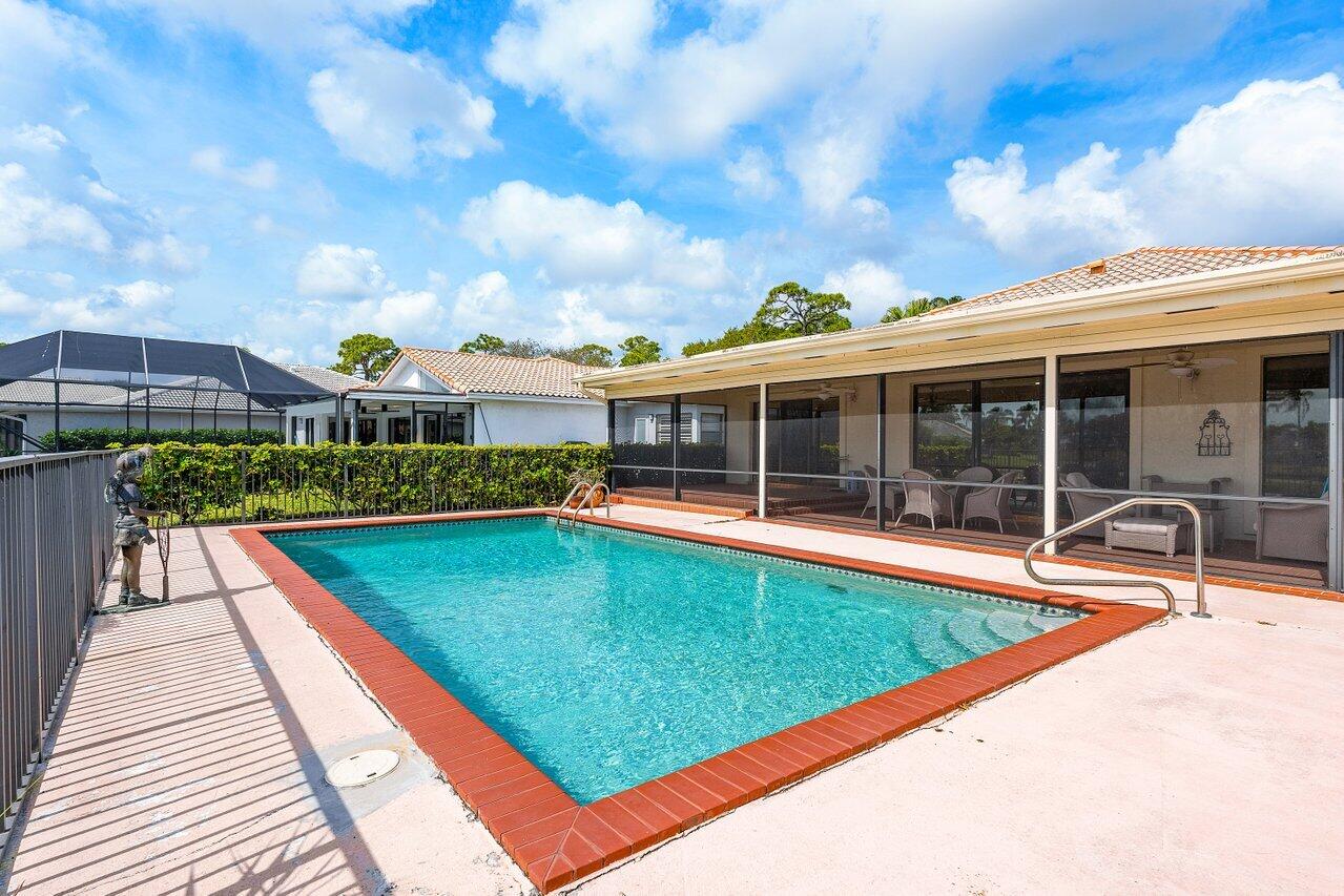 31 Woods Lane