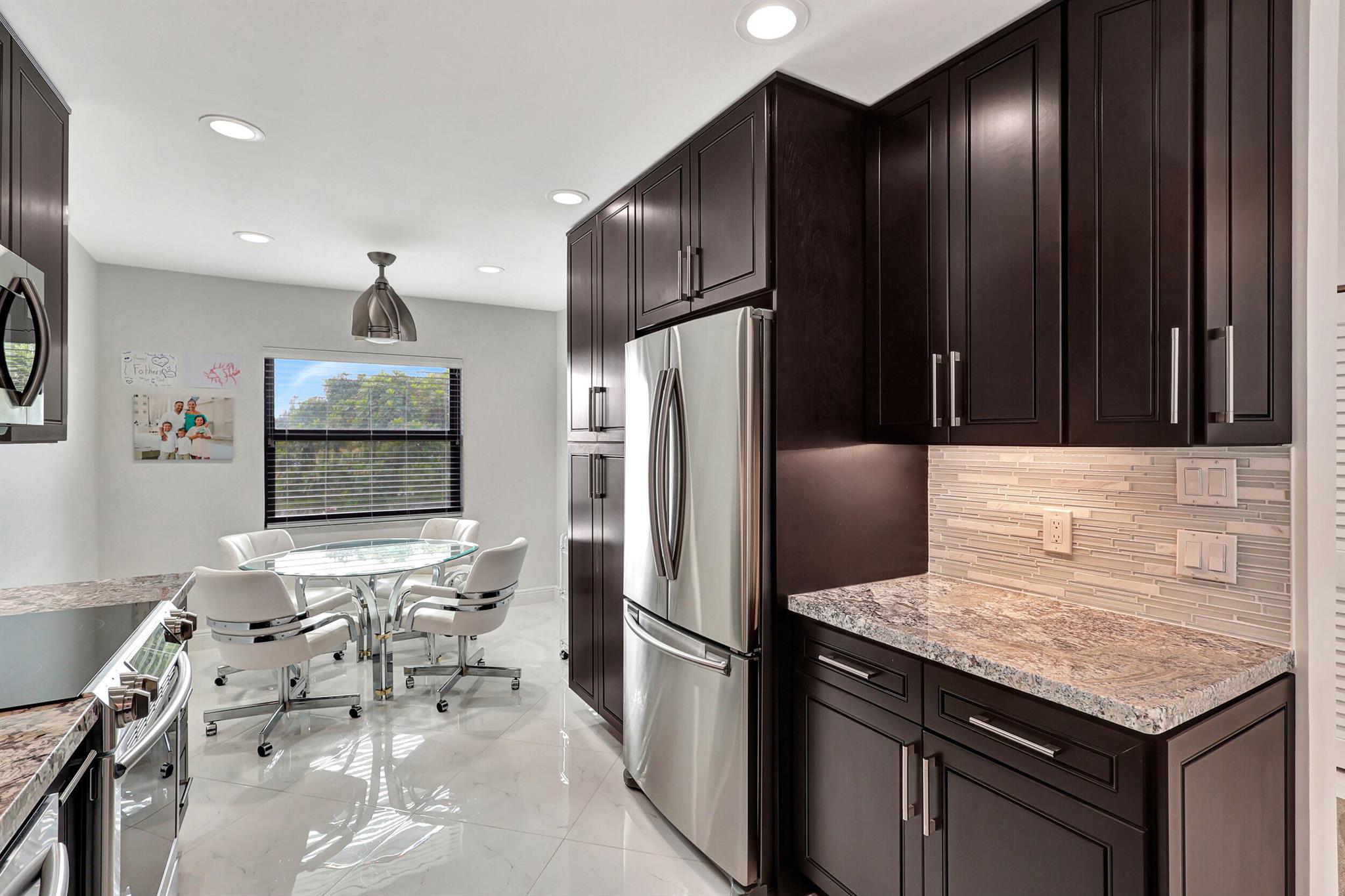 13 Eastgate Drive D
