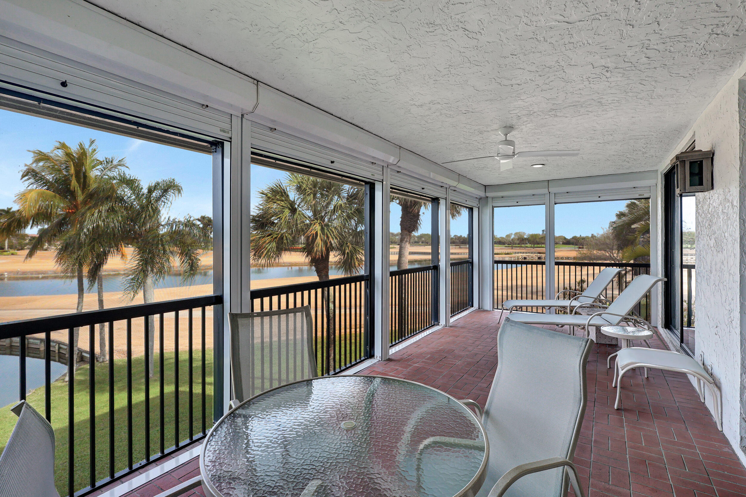 13 Eastgate Drive D