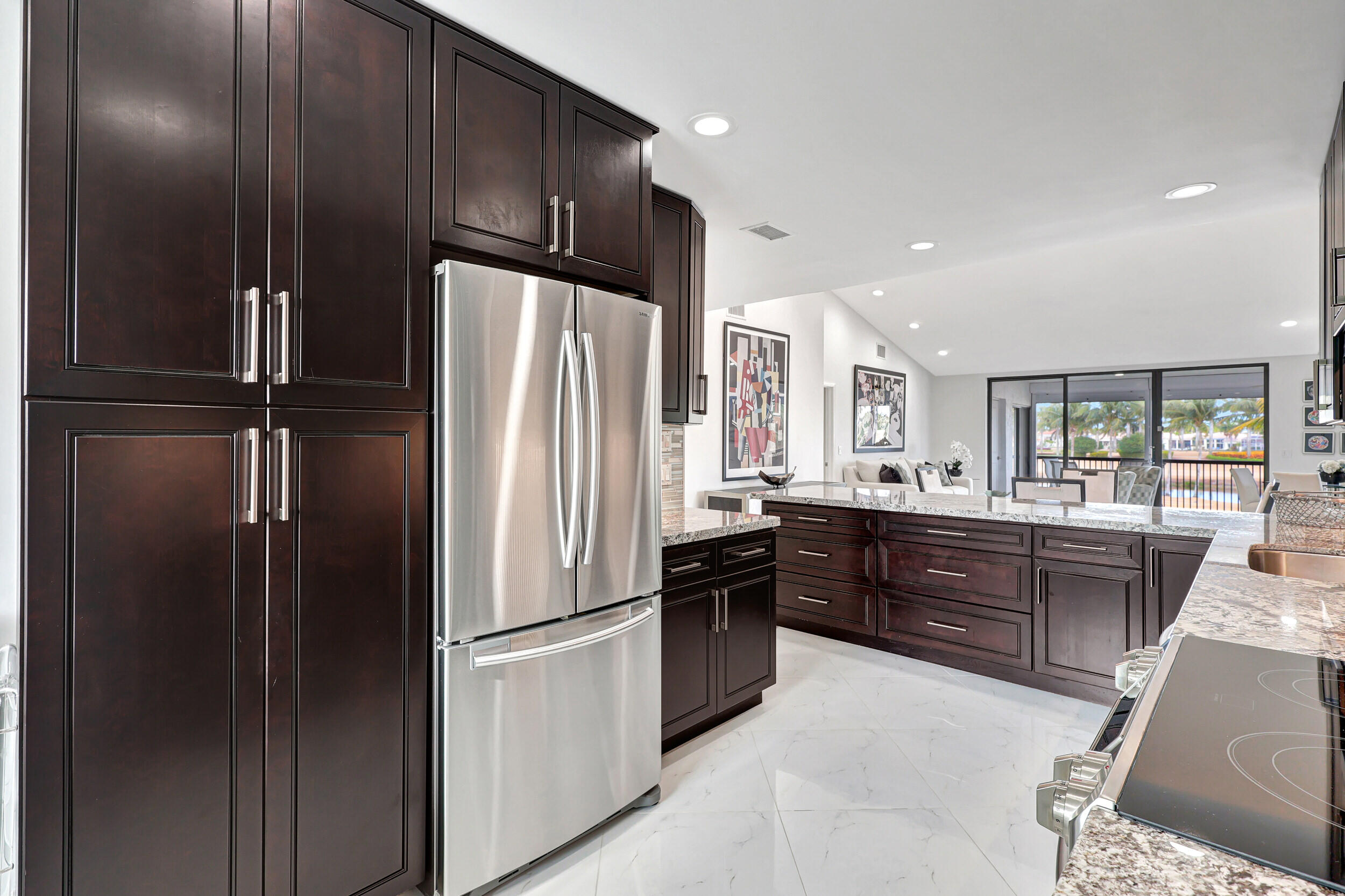 13 Eastgate Drive D