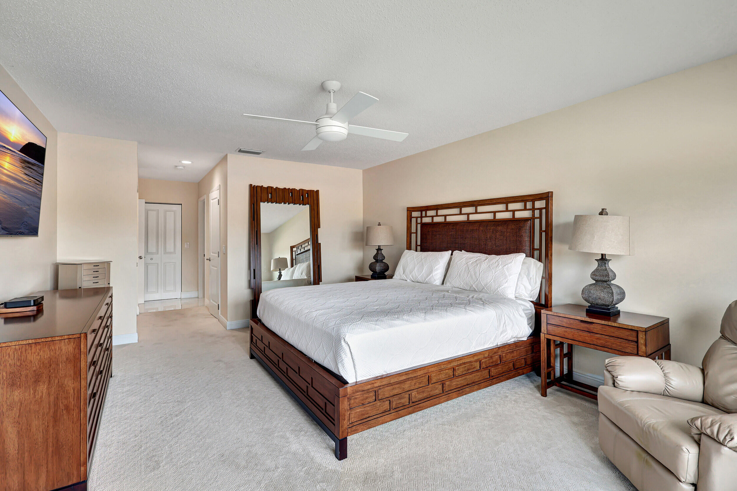 13 Eastgate Drive D