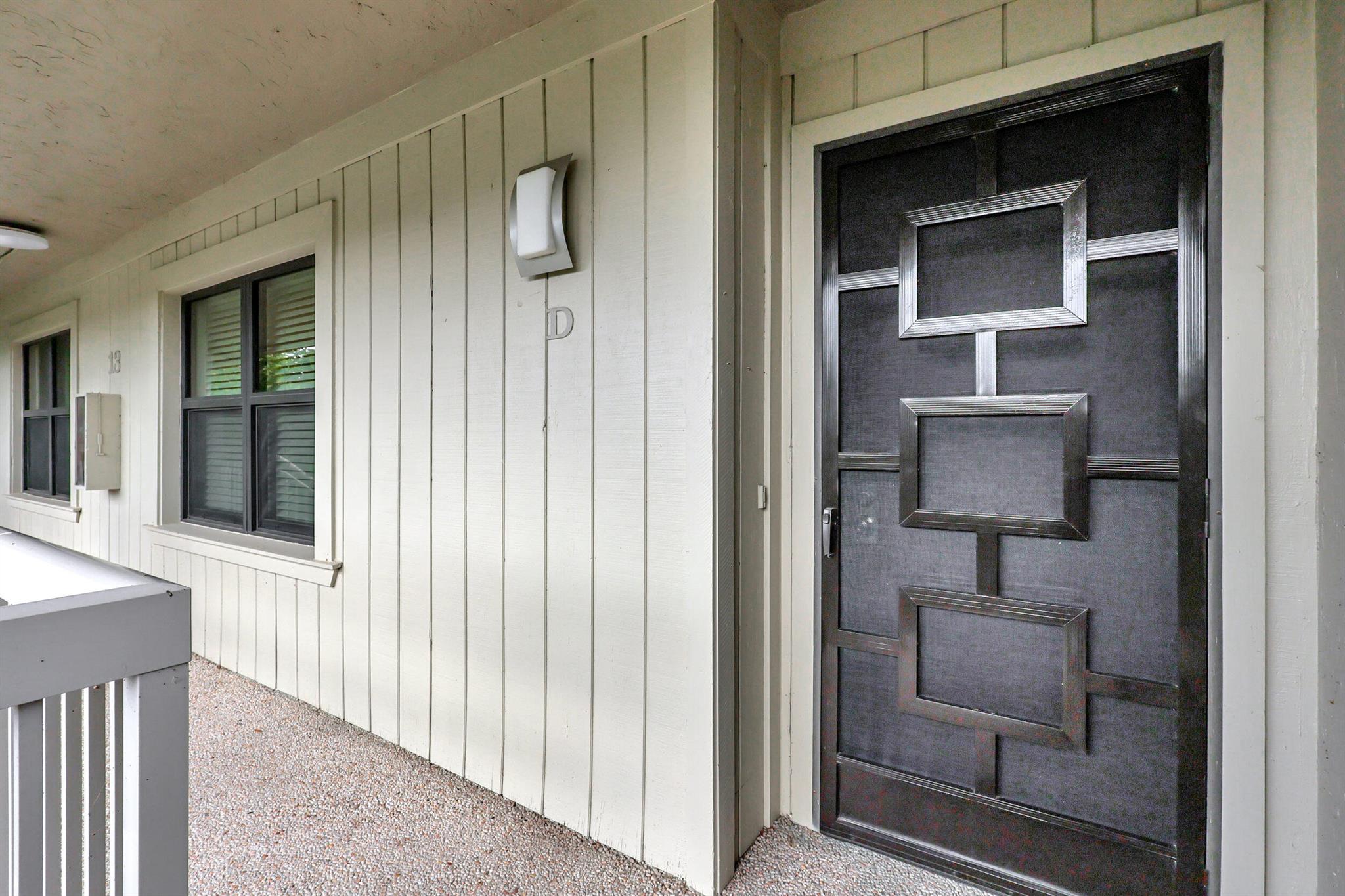 13 Eastgate Drive D