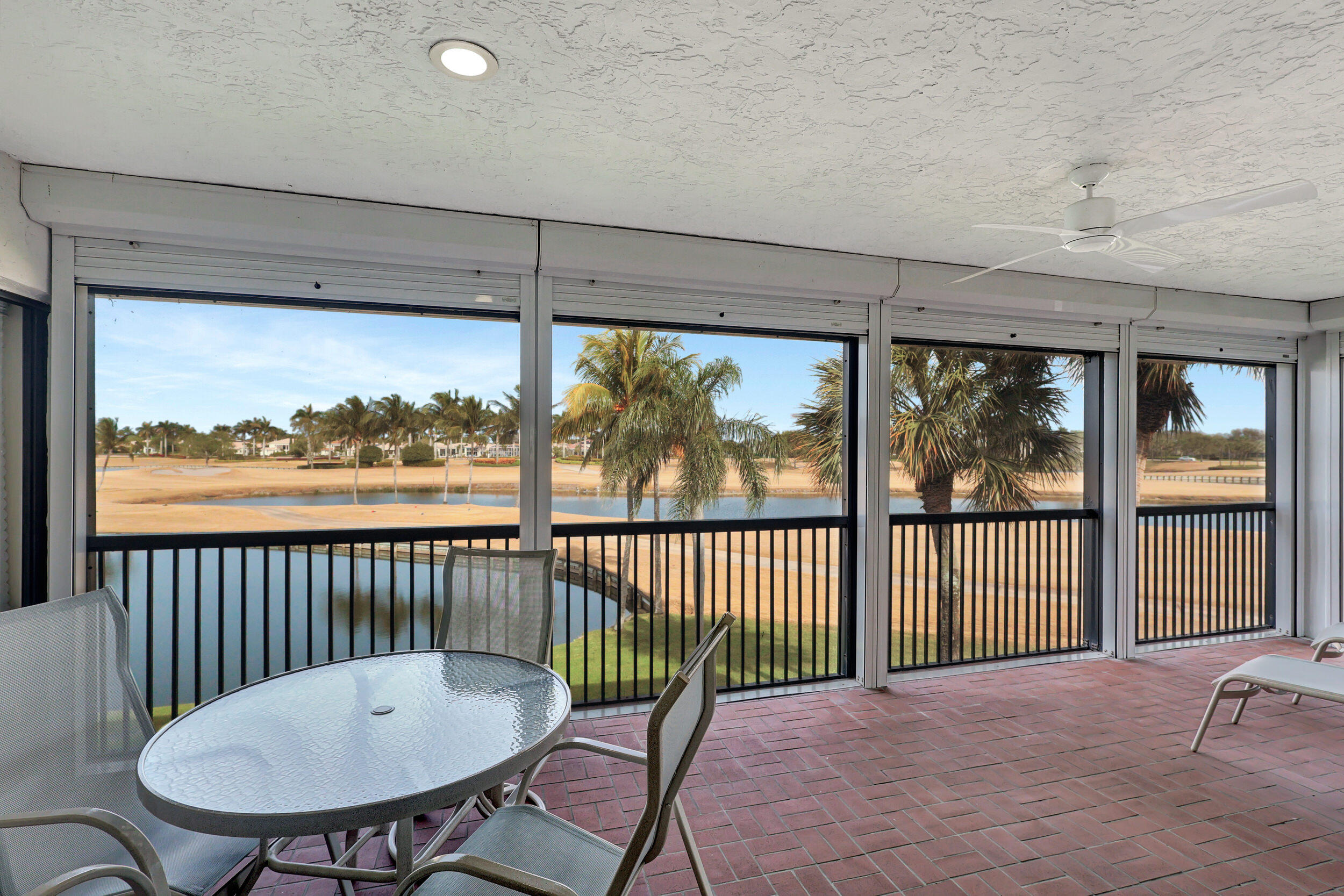 13 Eastgate Drive D