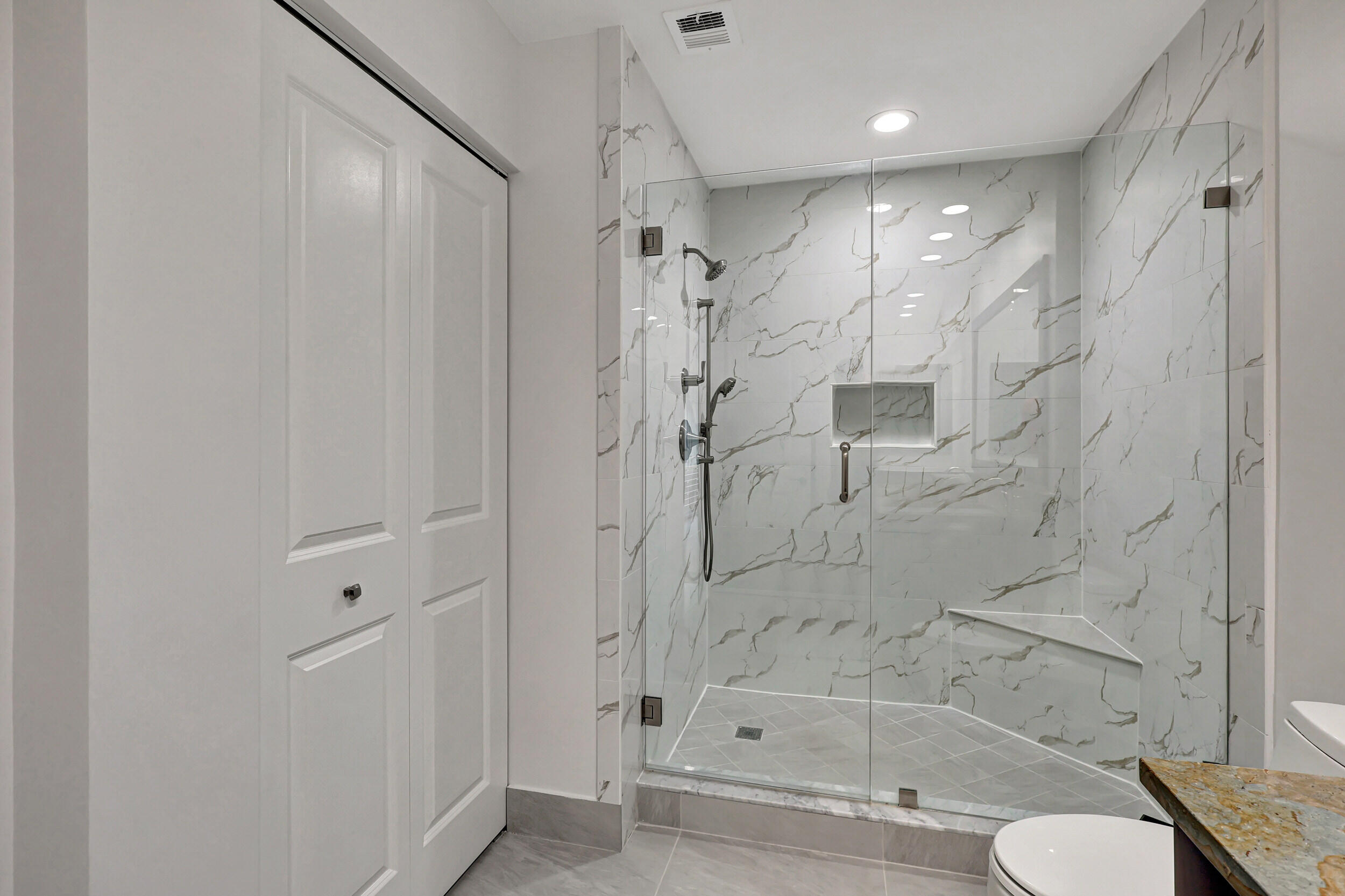 13 Eastgate Drive D
