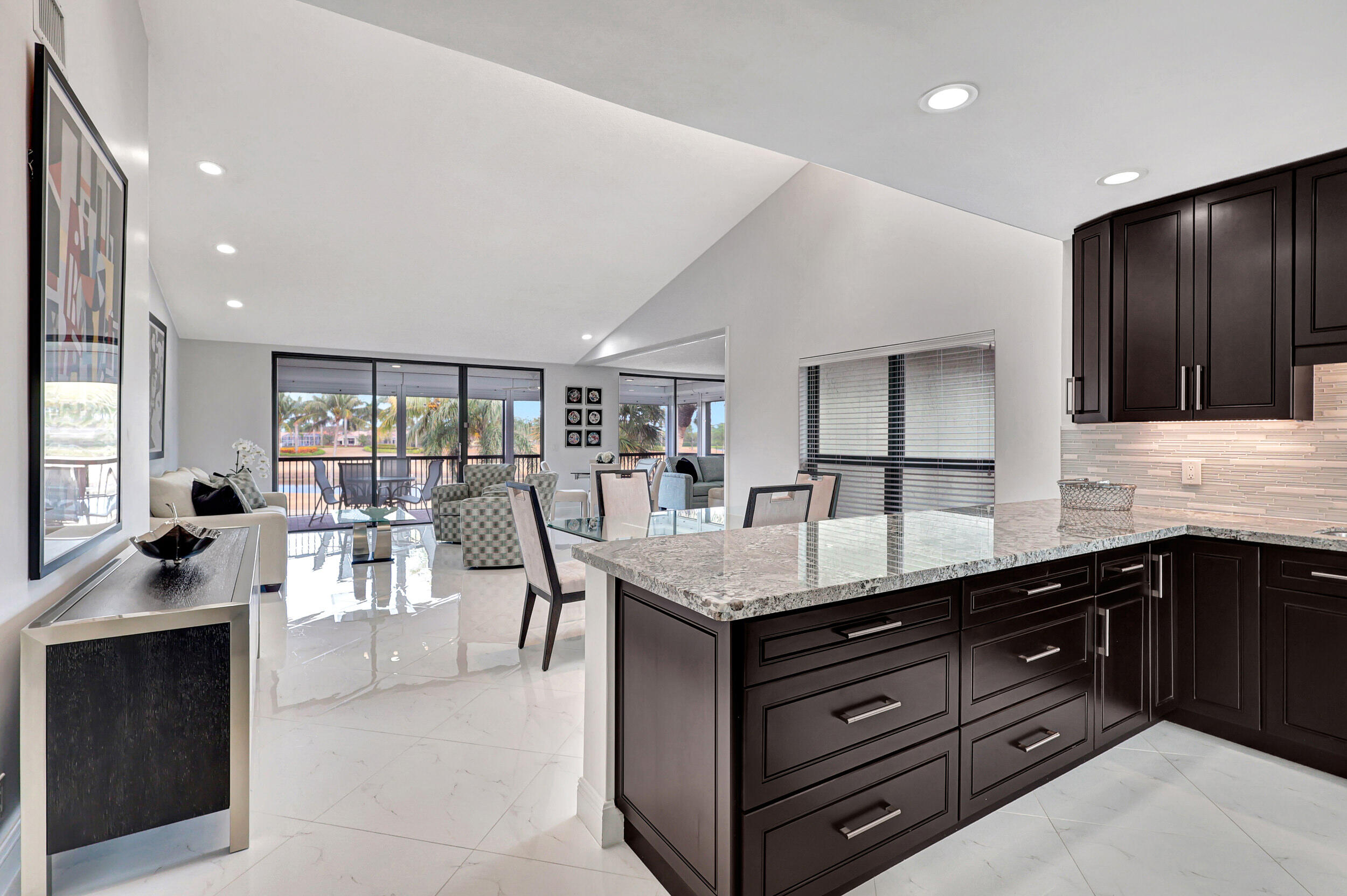 13 Eastgate Drive D