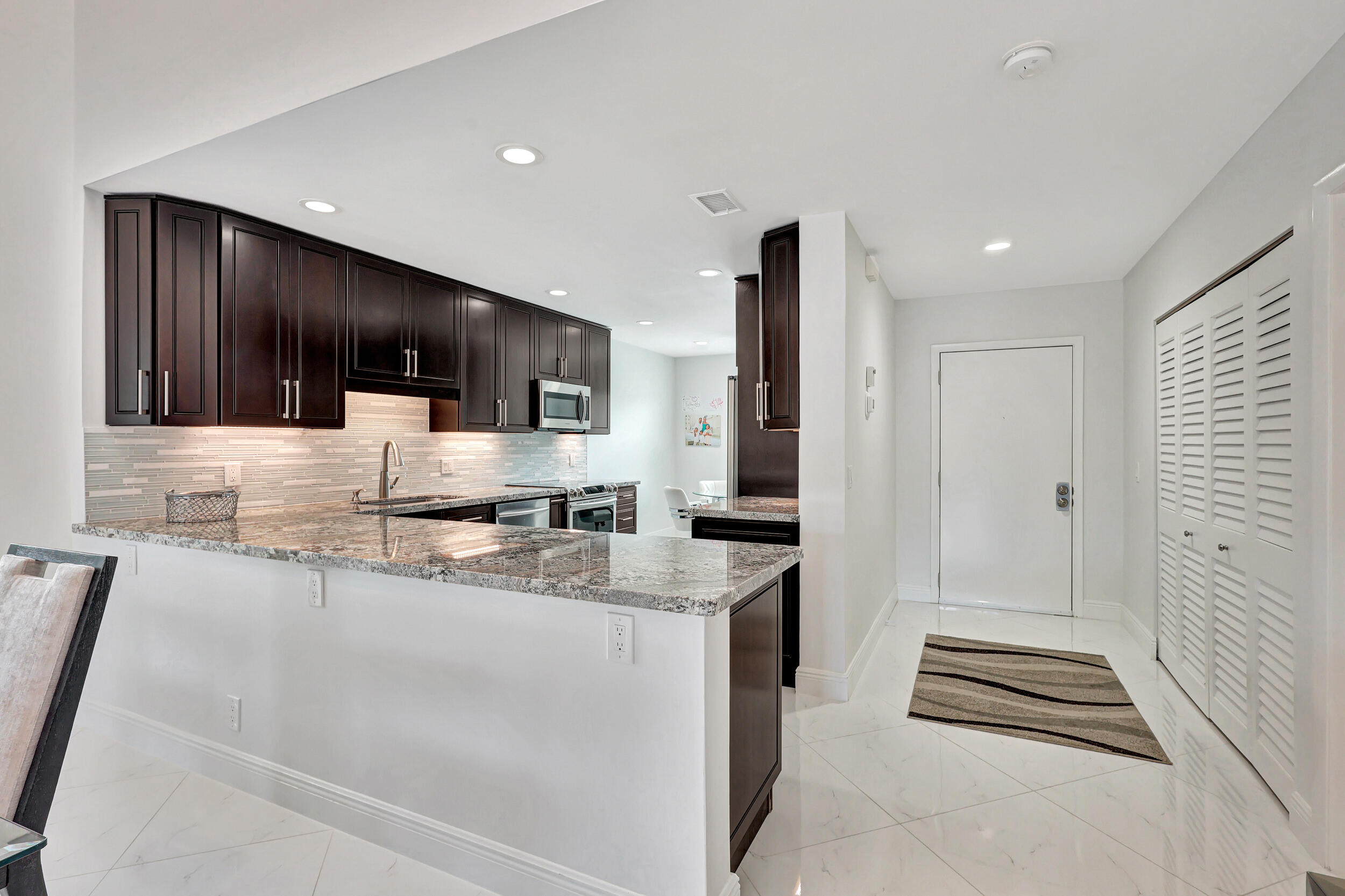 13 Eastgate Drive D