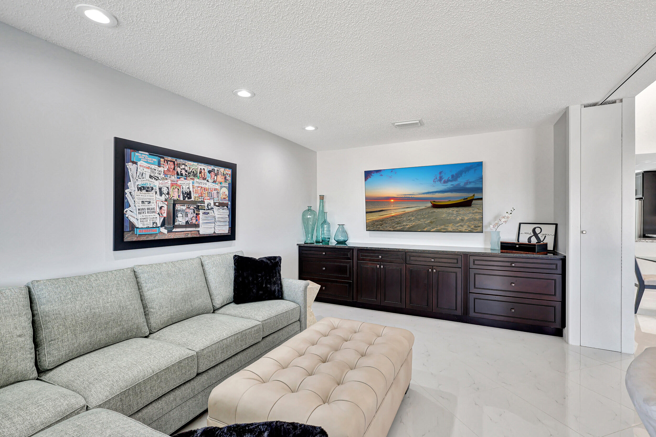 13 Eastgate Drive D