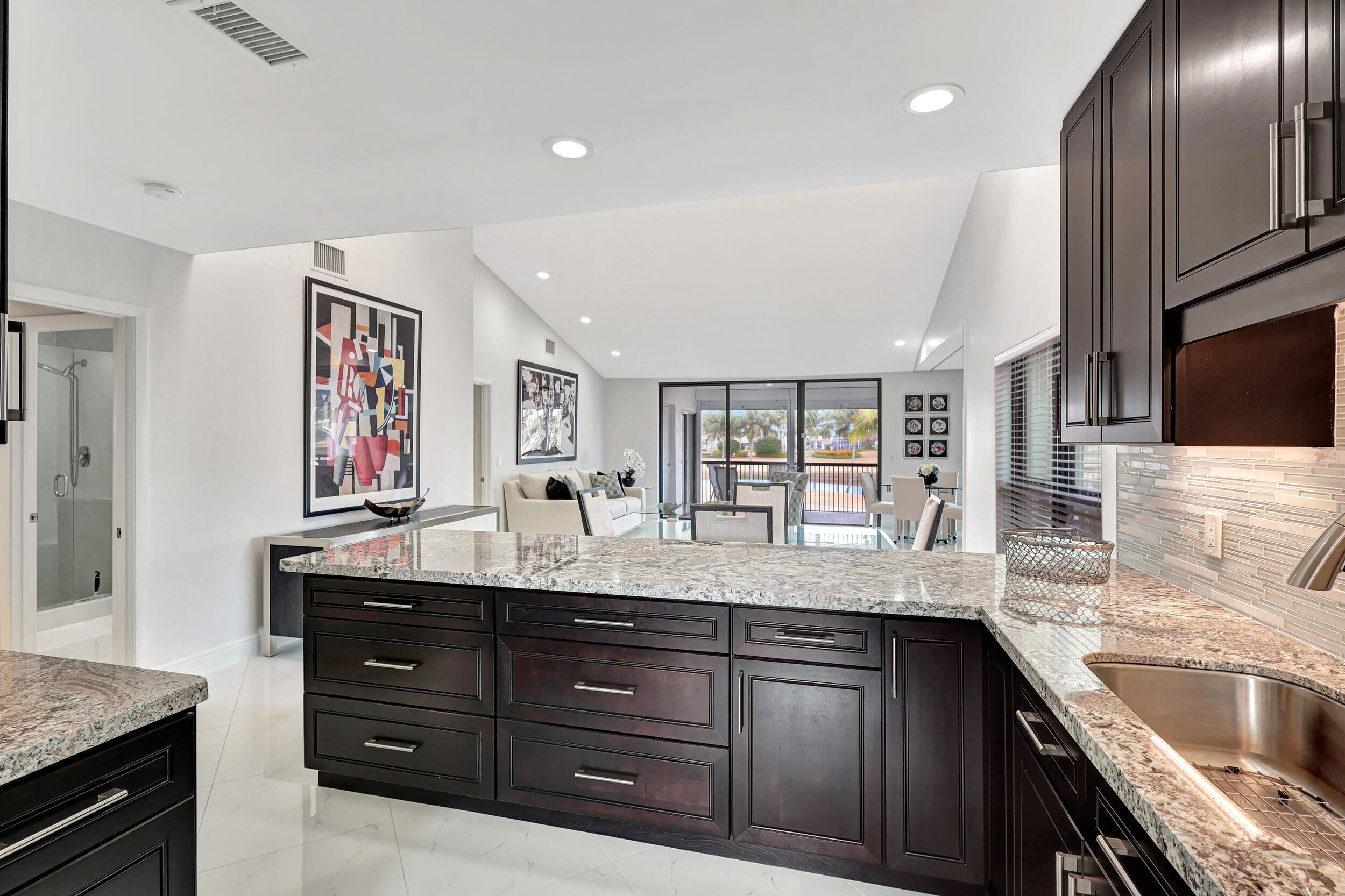 13 Eastgate Drive D