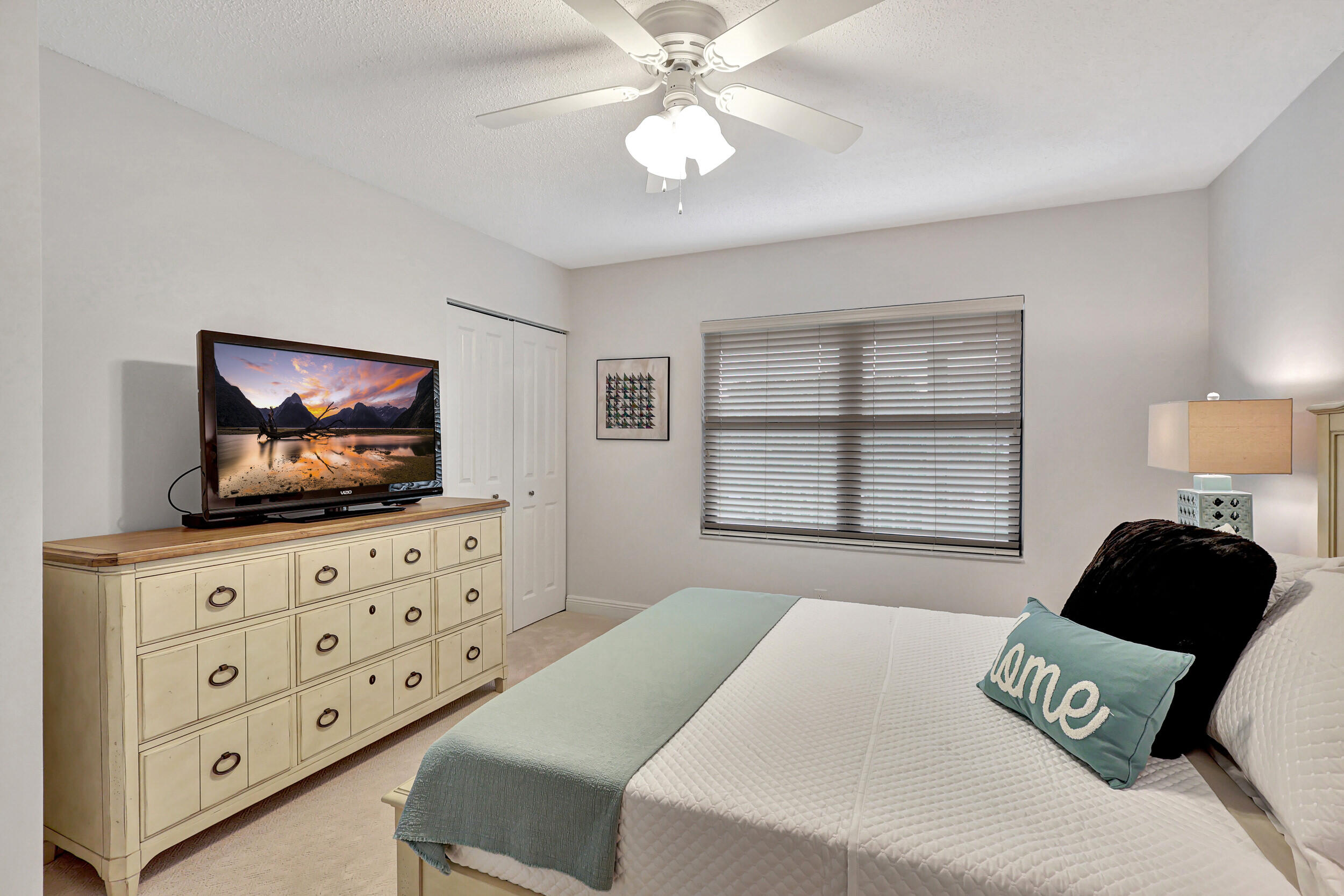 13 Eastgate Drive D
