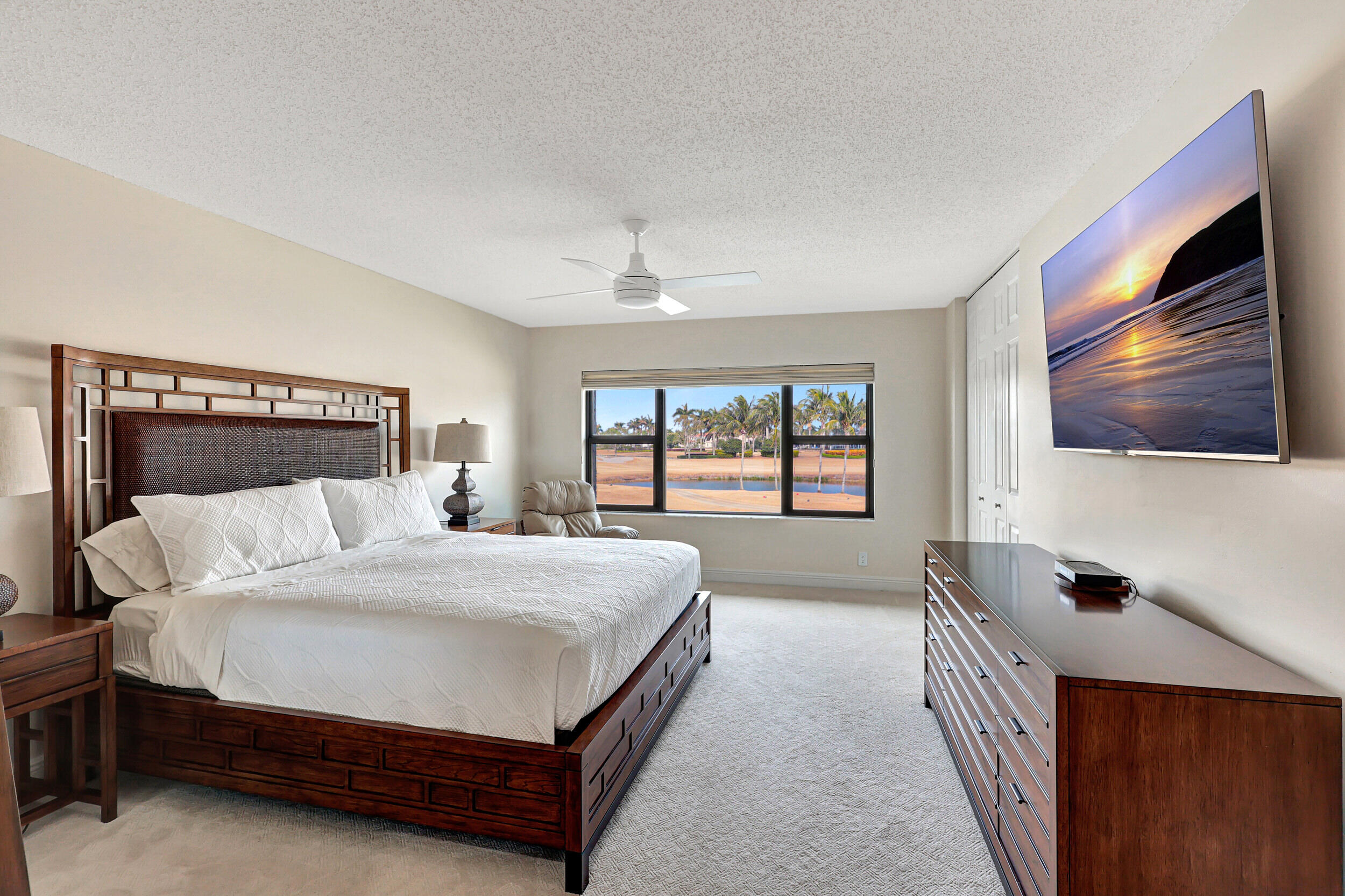 13 Eastgate Drive D