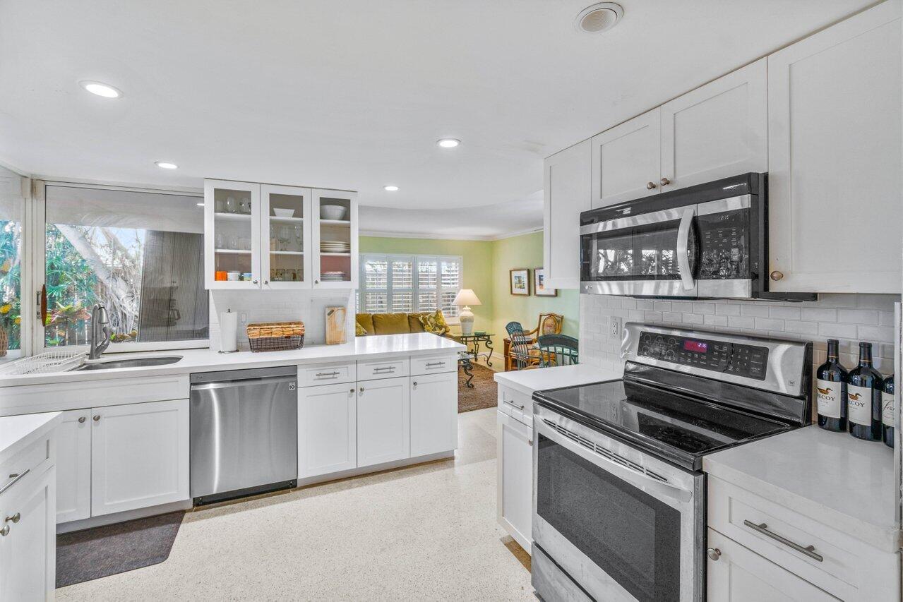 1035 Bermuda Gardens Rd Road