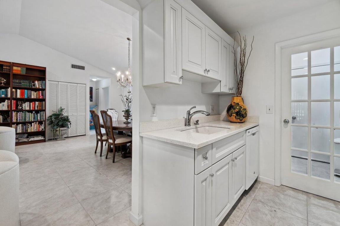 136 Village Walk Drive, Royal Palm Beach