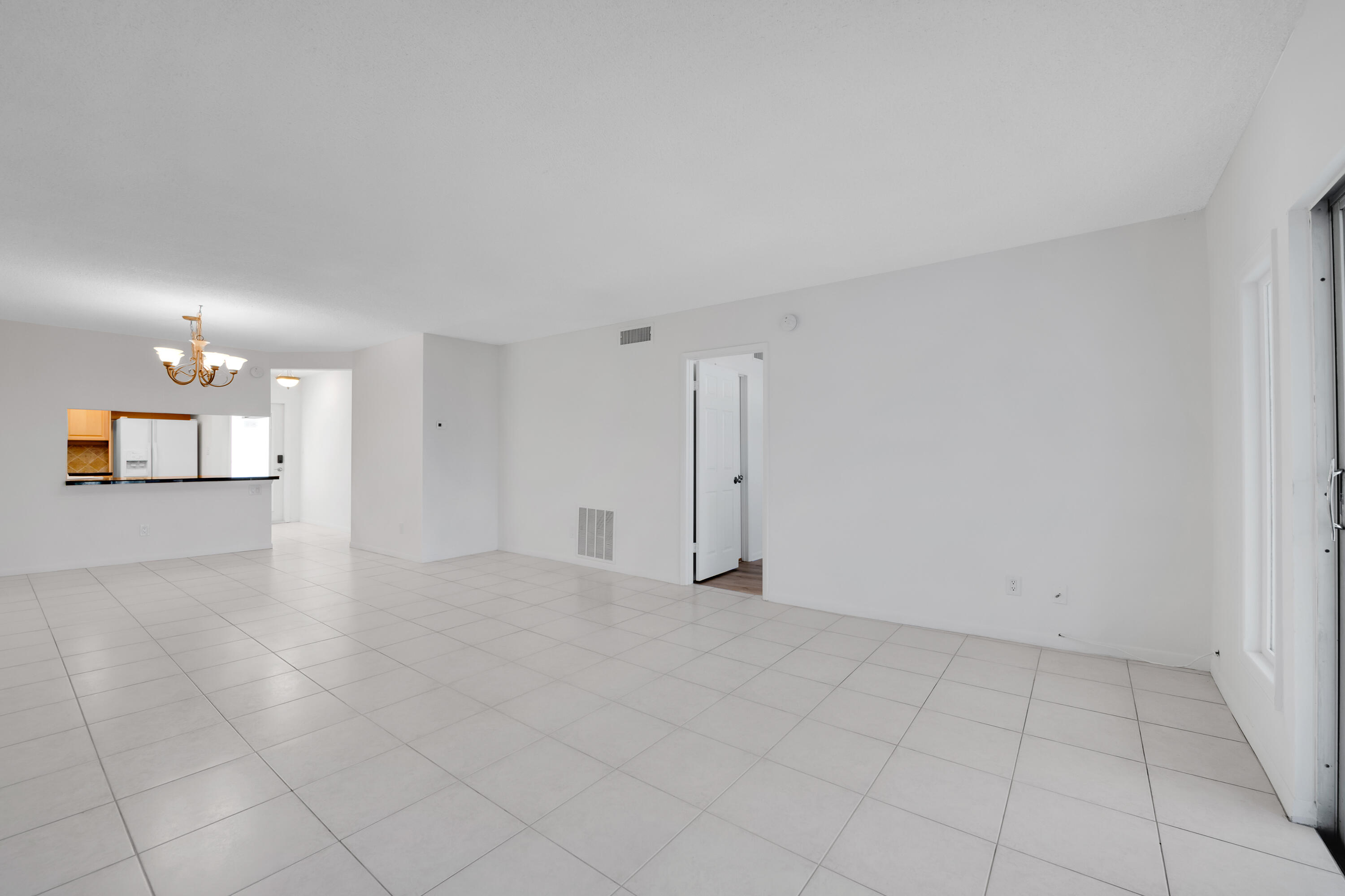 2731 NE 14th St Causeway 314, Pompano Beach Unit: 314