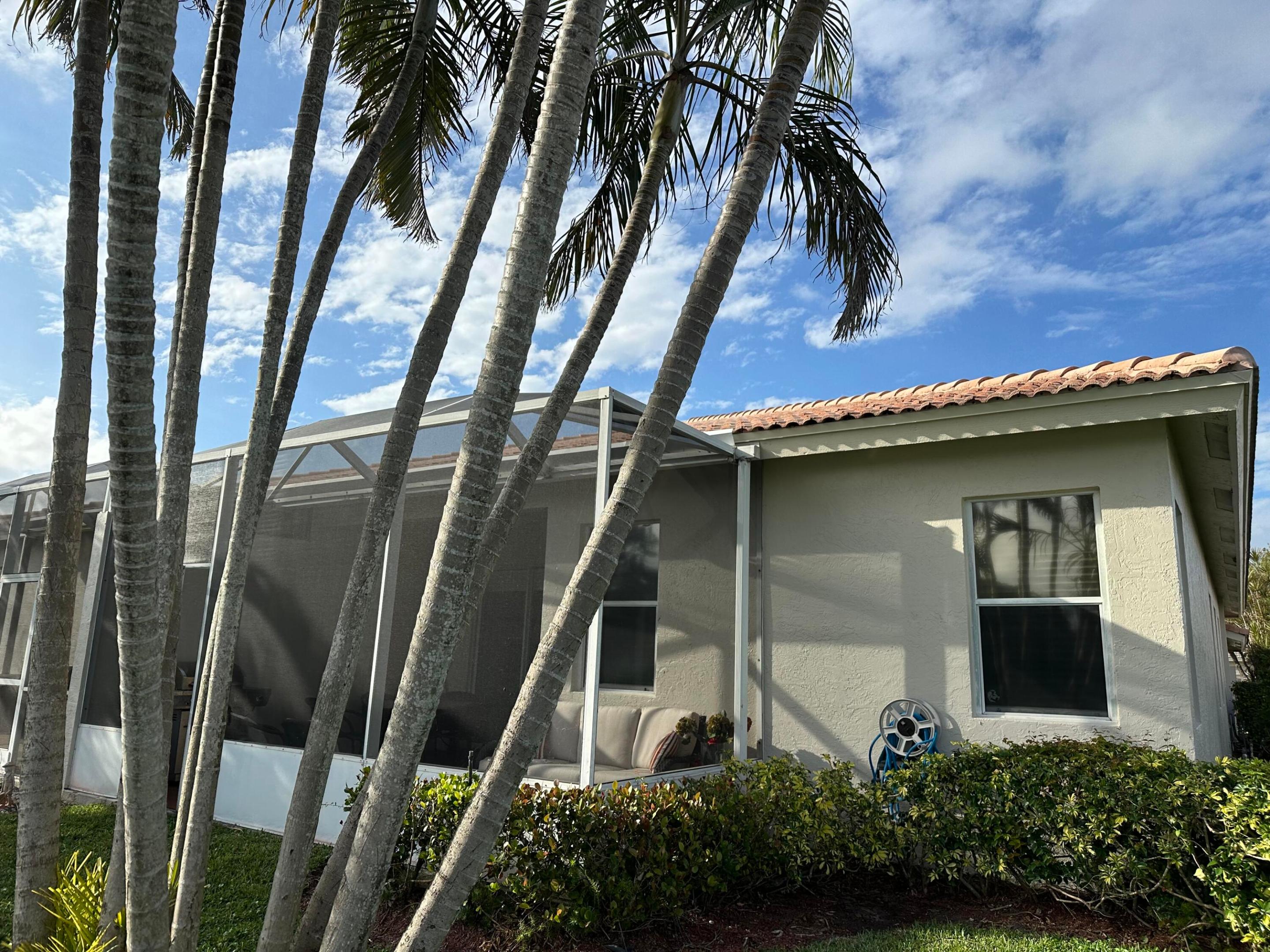 5678 Emerald Cay Terrace