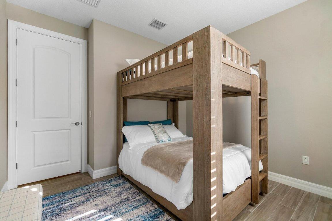 8441 Vaulting Drive, Lake Worth