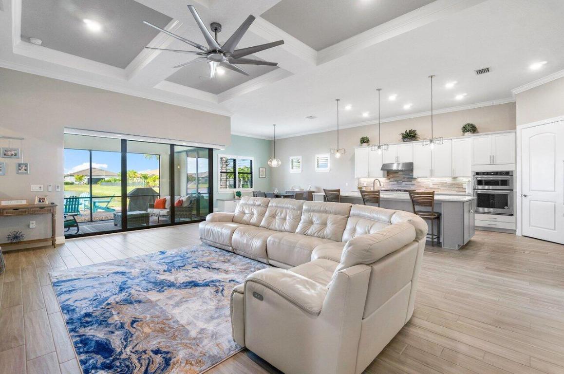 8441 Vaulting Drive, Lake Worth