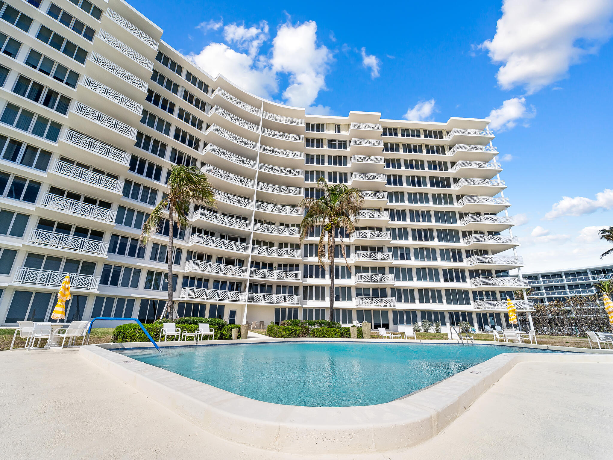 1225 S Ocean Boulevard 904