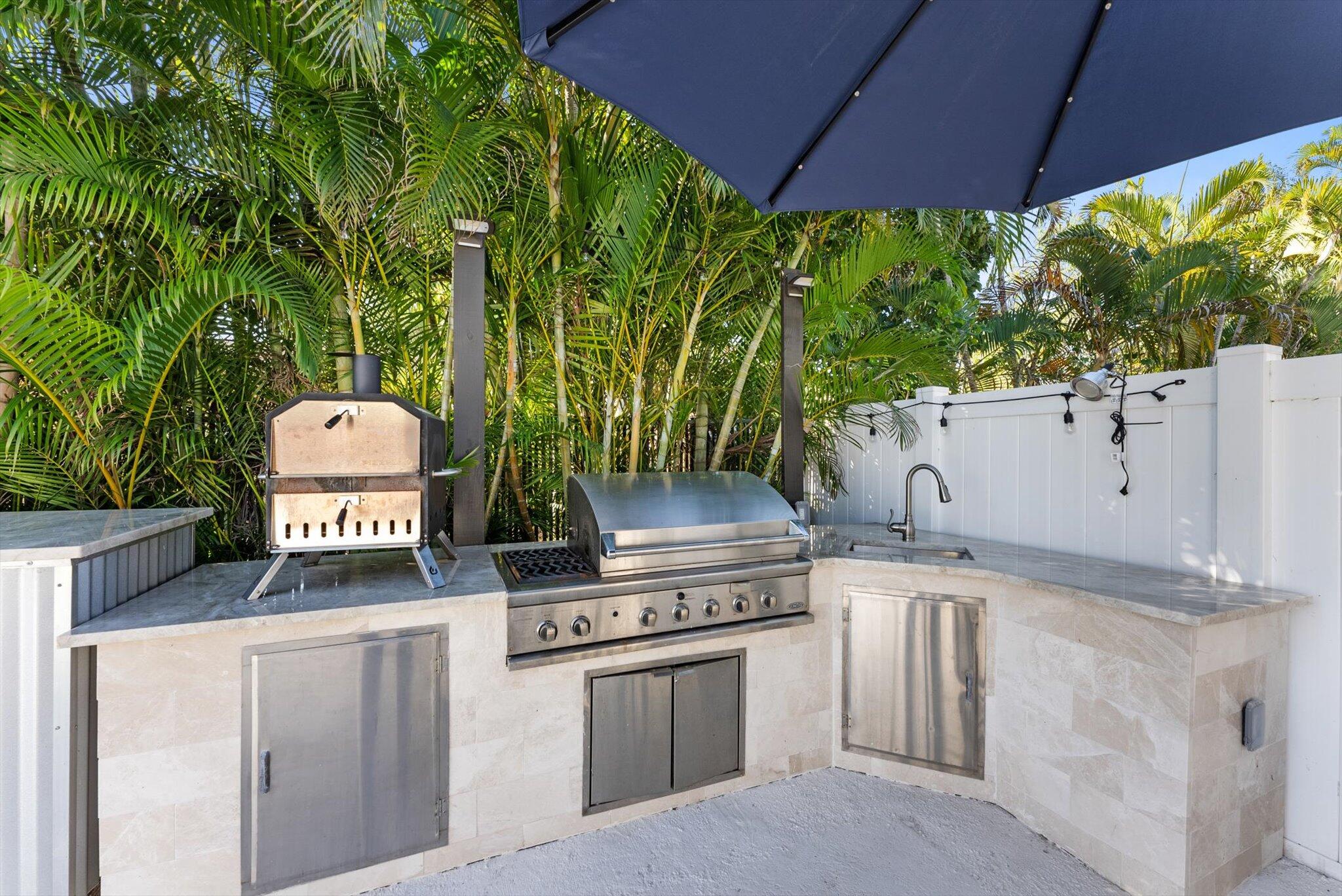 8900 SW 7th Street