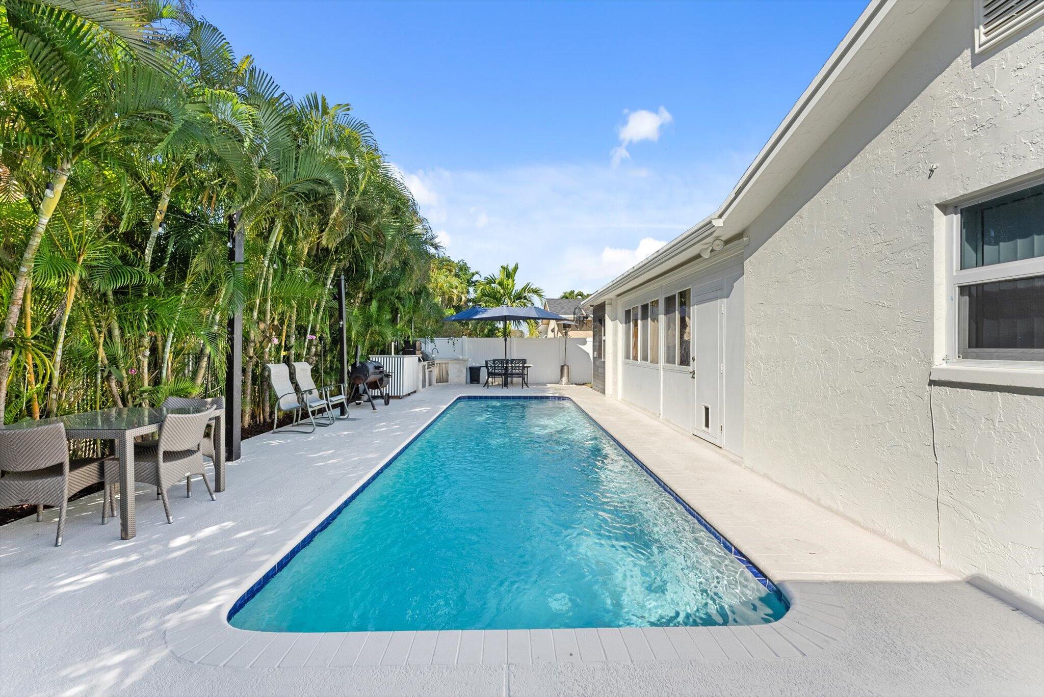 8900 SW 7th Street