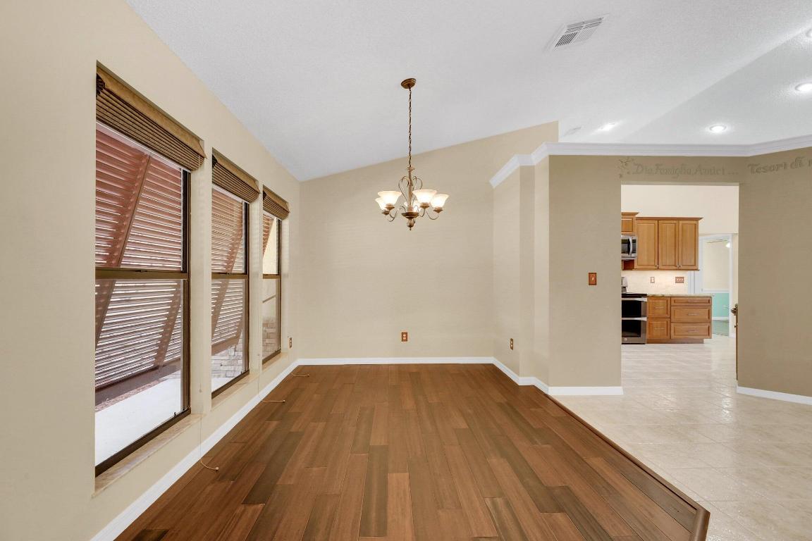 1631 SW Pancoast Street