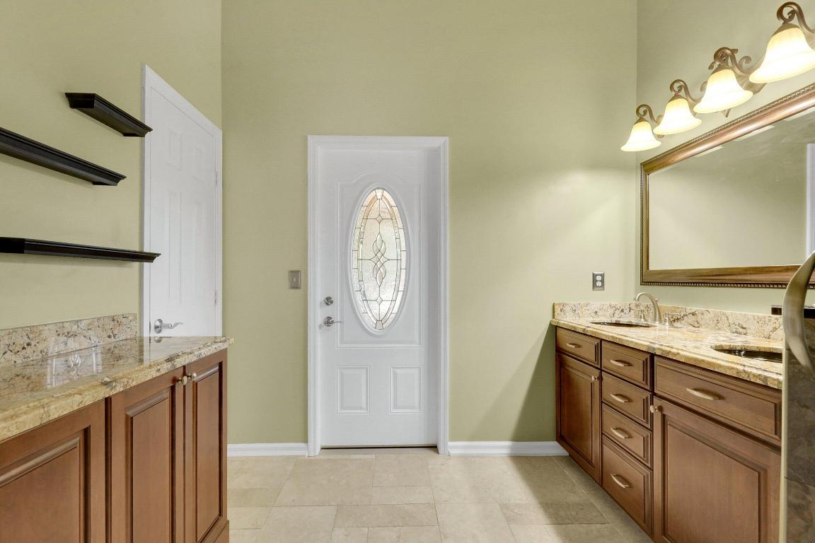 1631 SW Pancoast Street