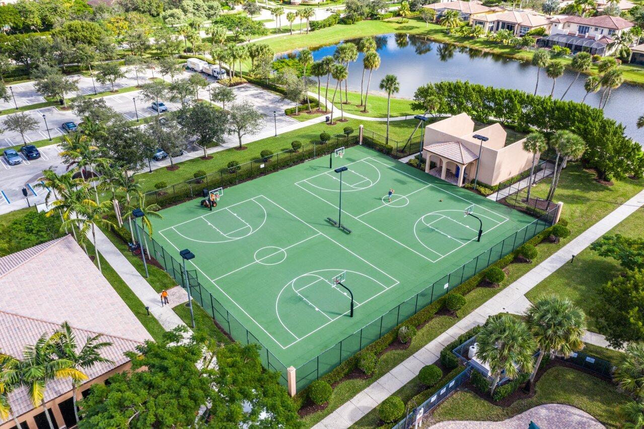 12424 NW 62nd Court