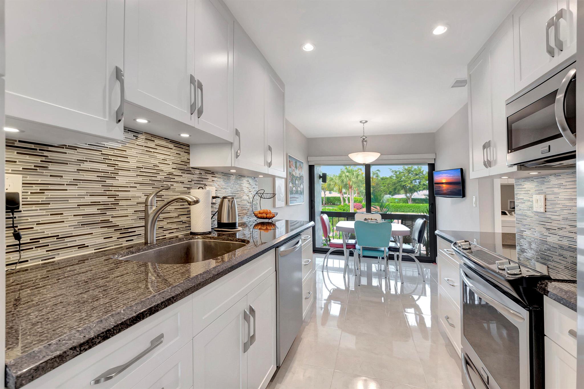 6708 Willow Wood Drive 1604