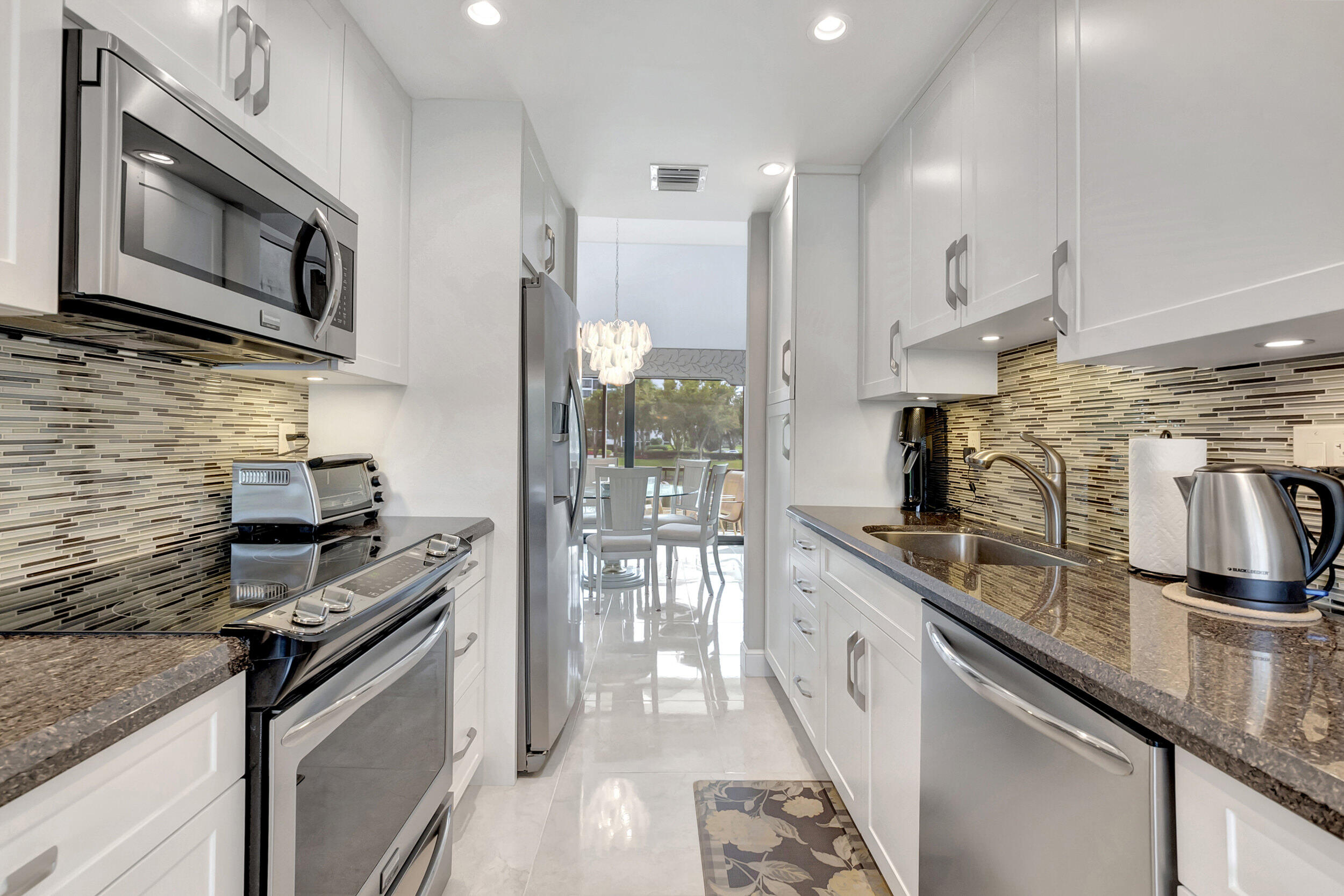 6708 Willow Wood Drive 1604