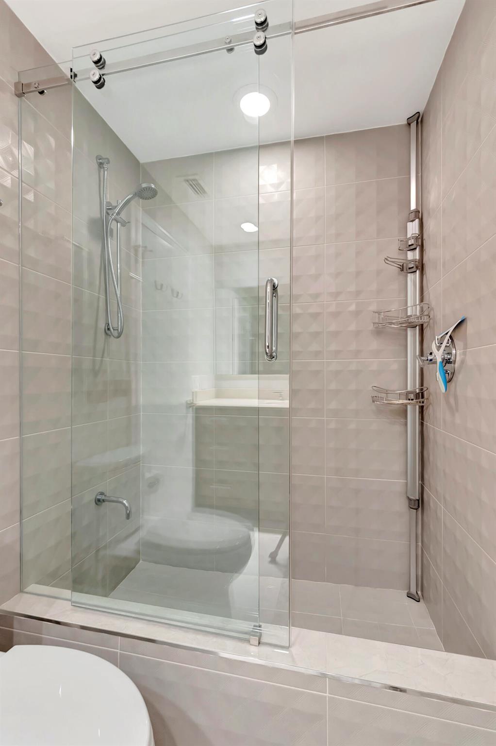 6708 Willow Wood Drive 1604