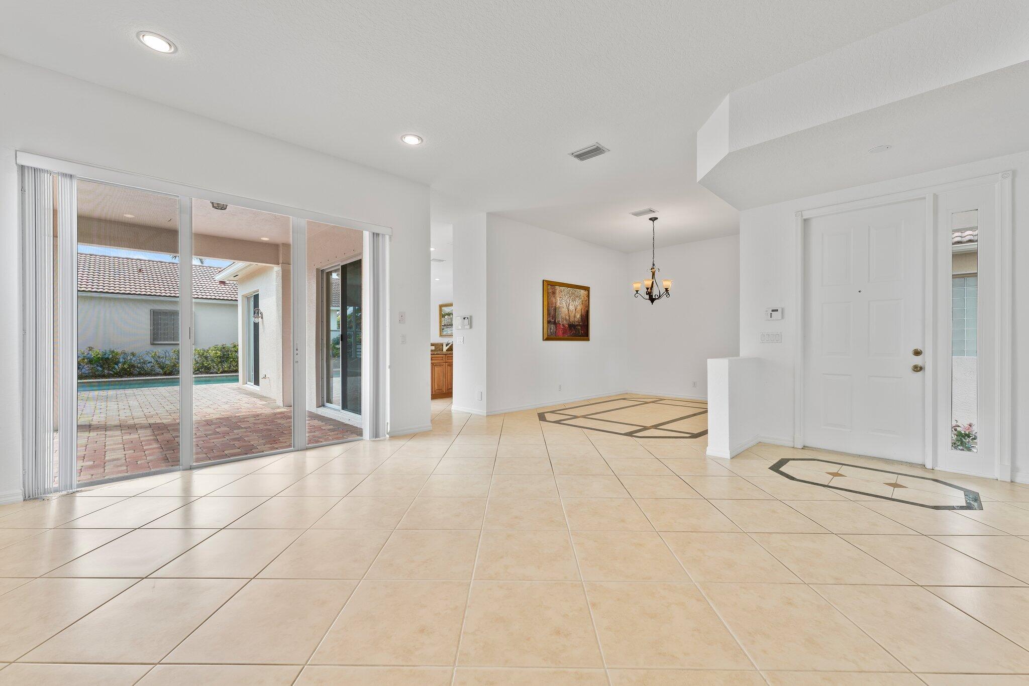 156 Isle Verde Way