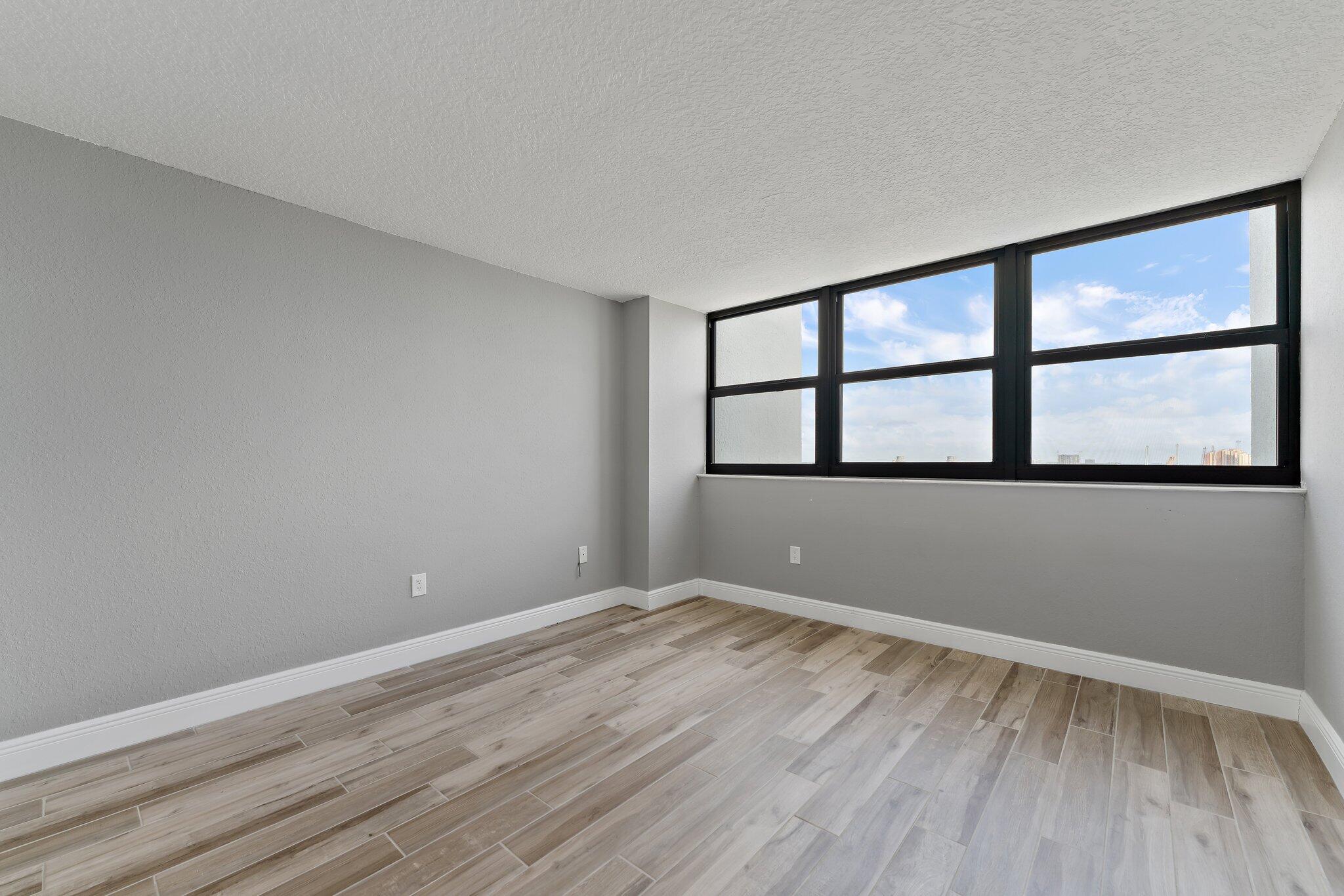 5600 N Flagler Drive 1701