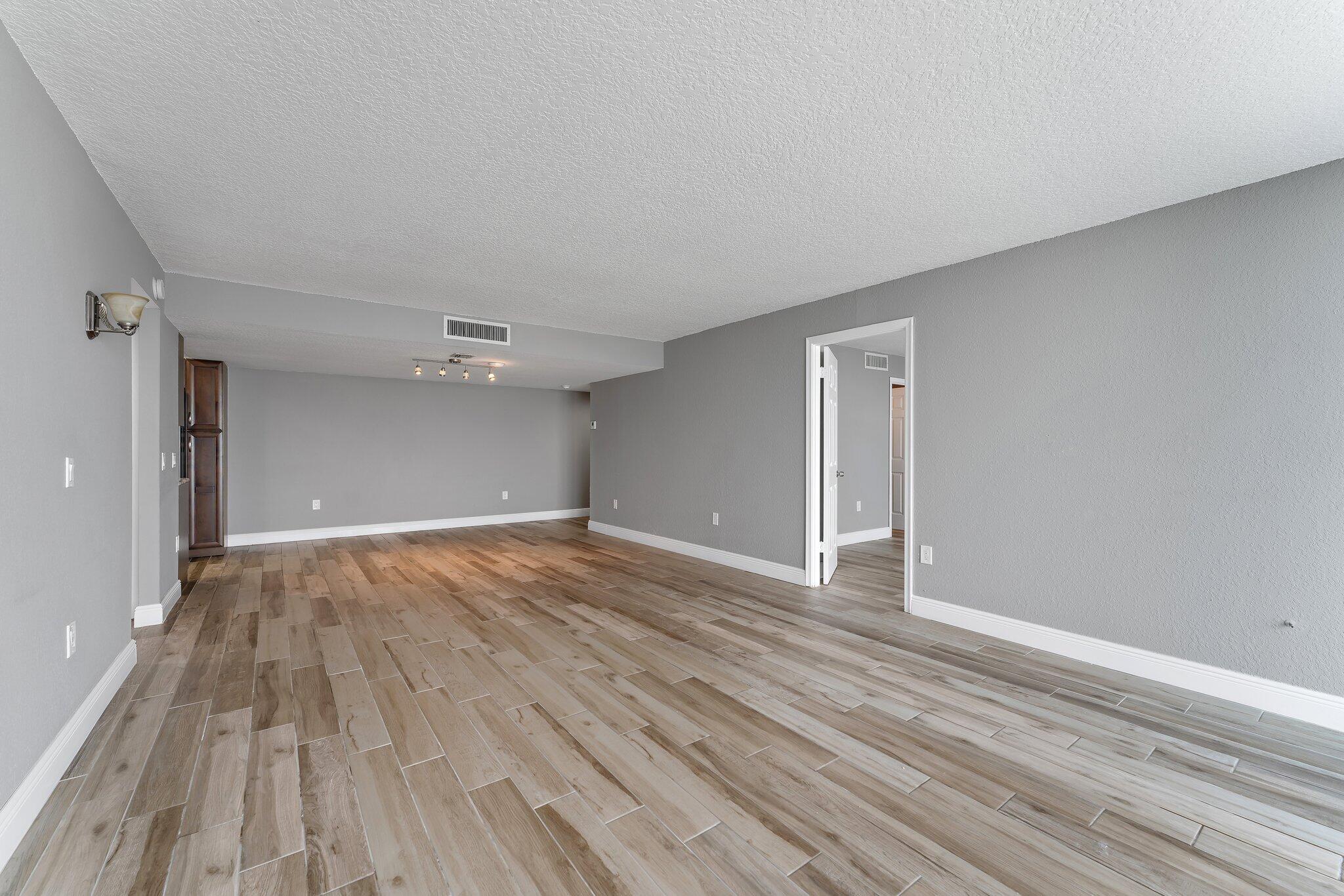 5600 N Flagler Drive 1701