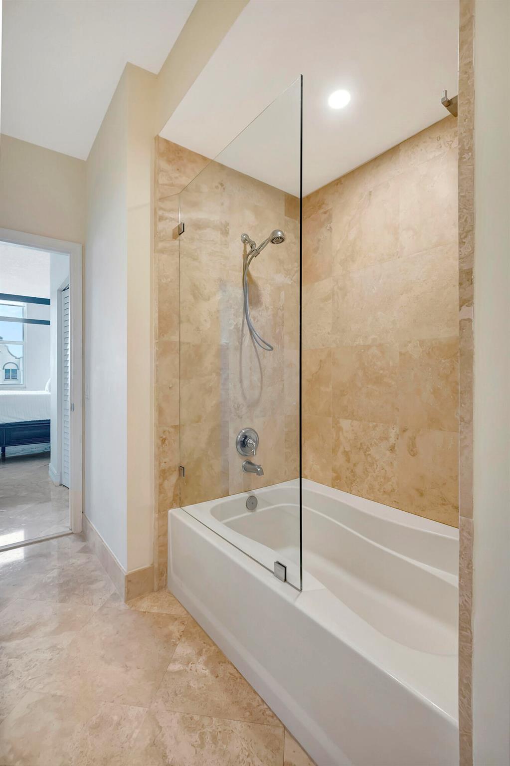 3606 S Ocean Boulevard Ph1003