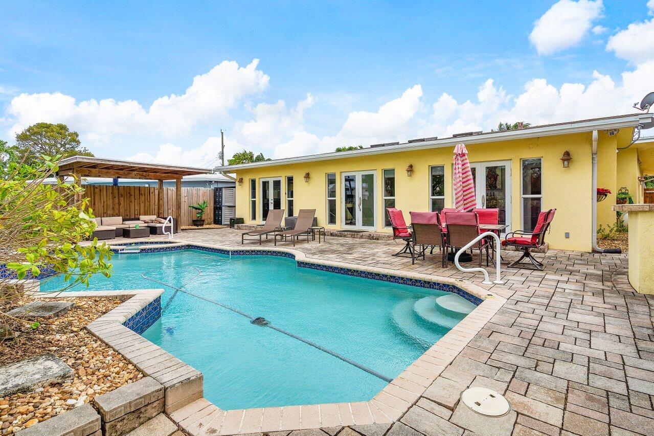 1709 Coral Gardens Drive