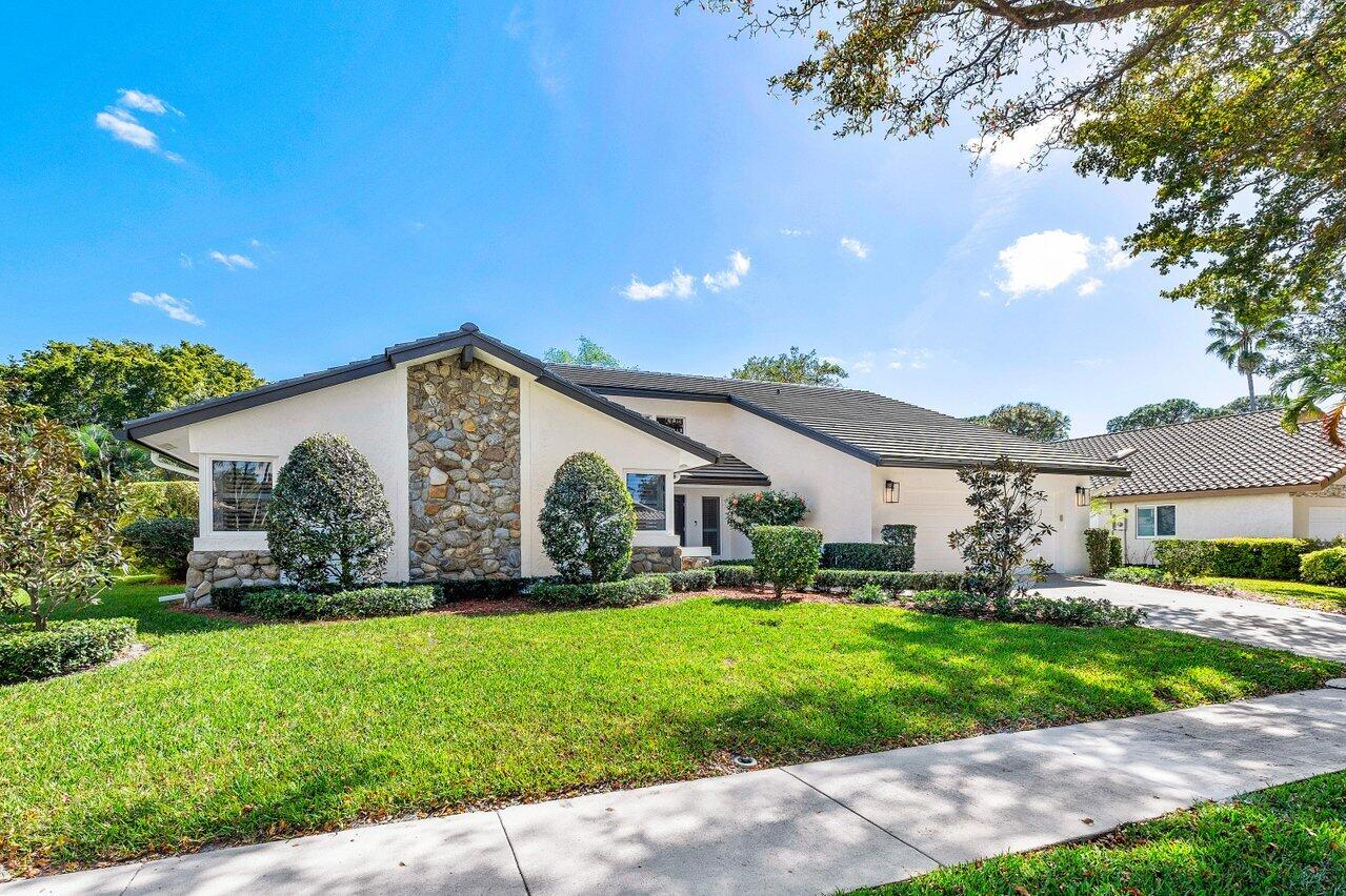 2360 NW 38th Street