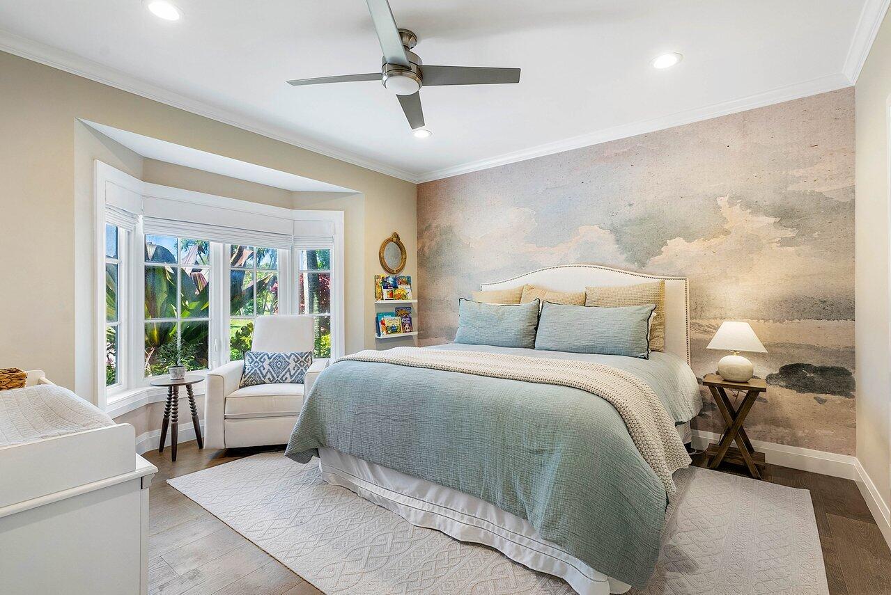 570 N Country Club Drive, Atlantis