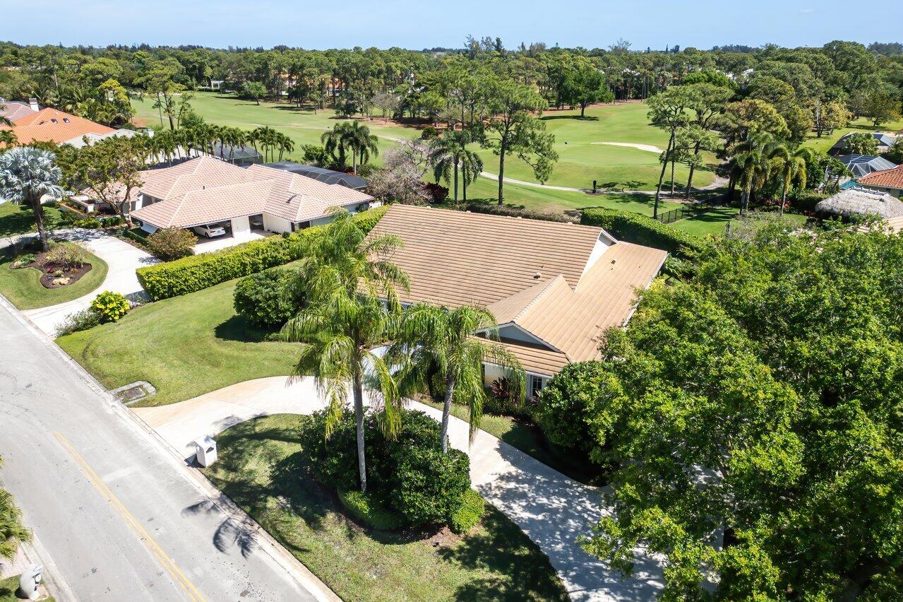 570 N Country Club Drive, Atlantis