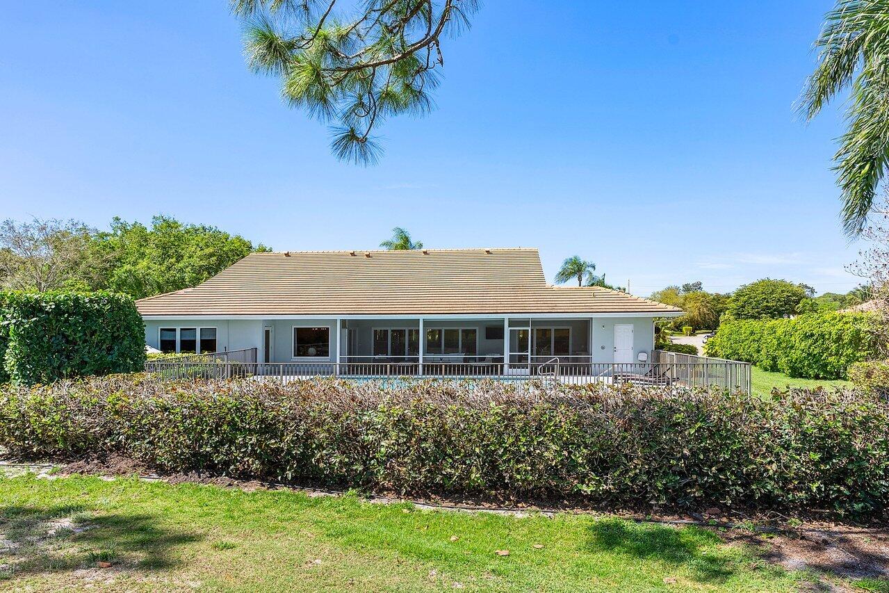 570 N Country Club Drive, Atlantis