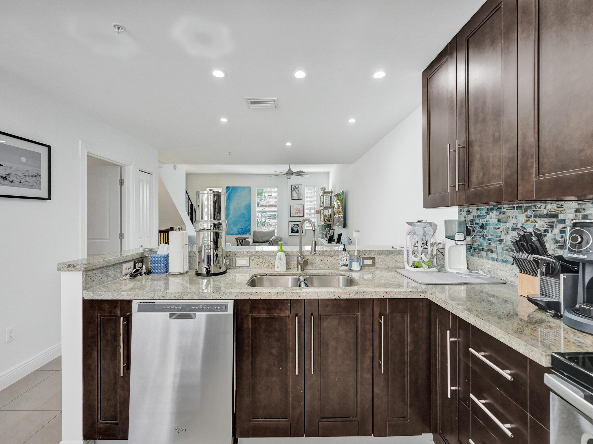 2690 N Federal Highway N 62