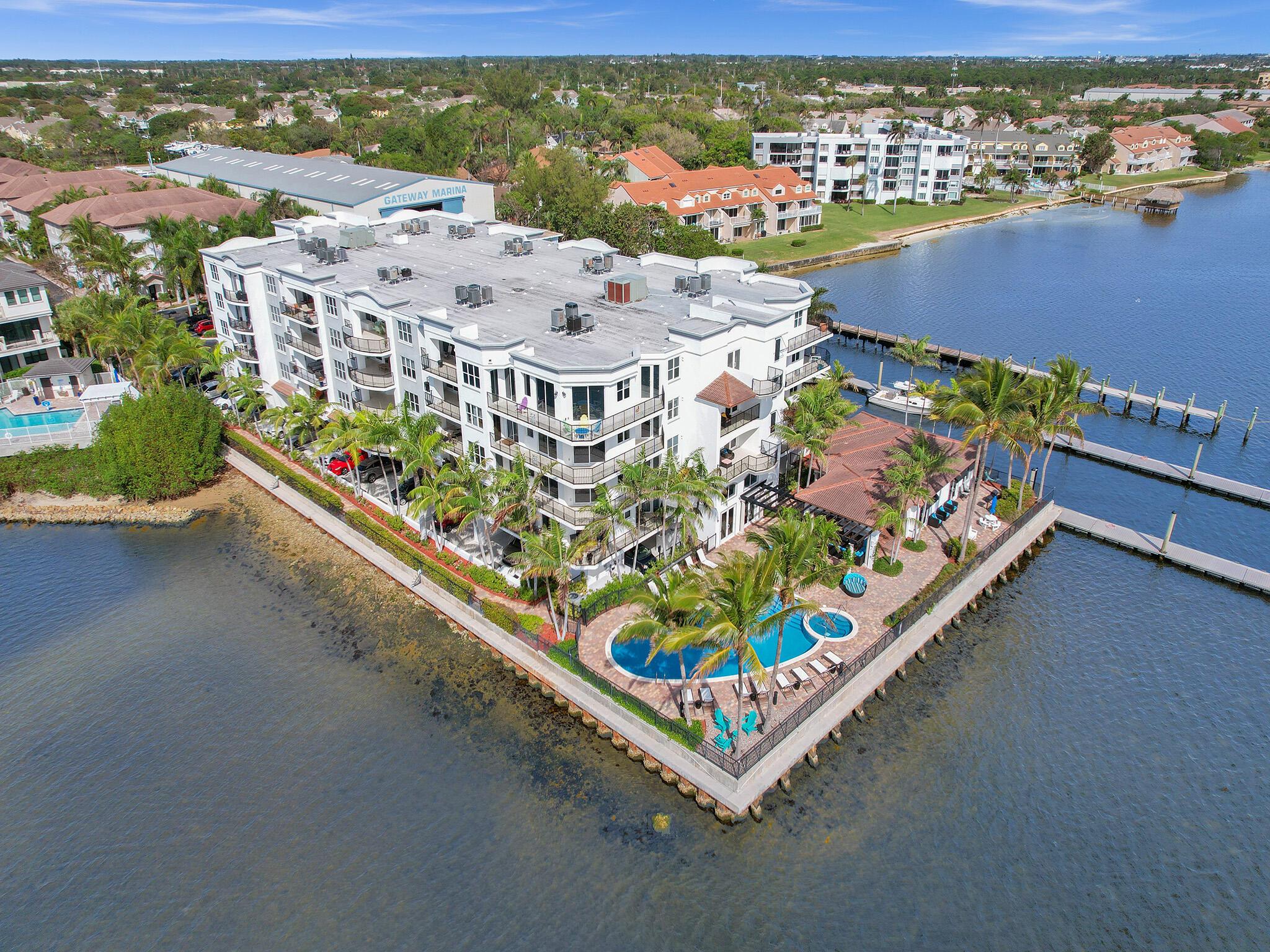 2690 N Federal Highway N 62