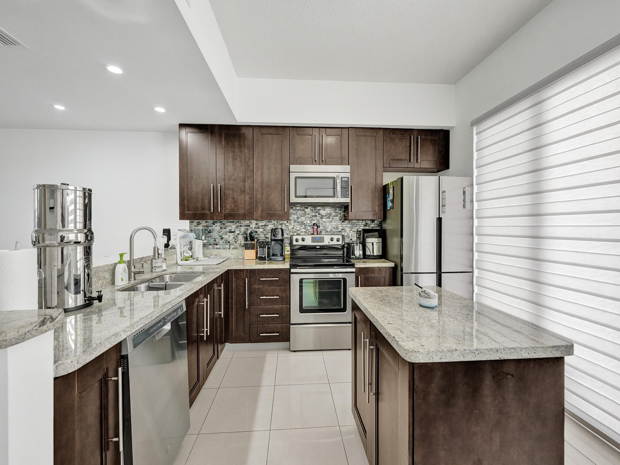 2690 N Federal Highway N 62