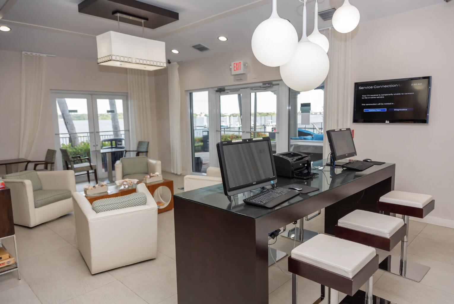 2690 N Federal Highway N 62