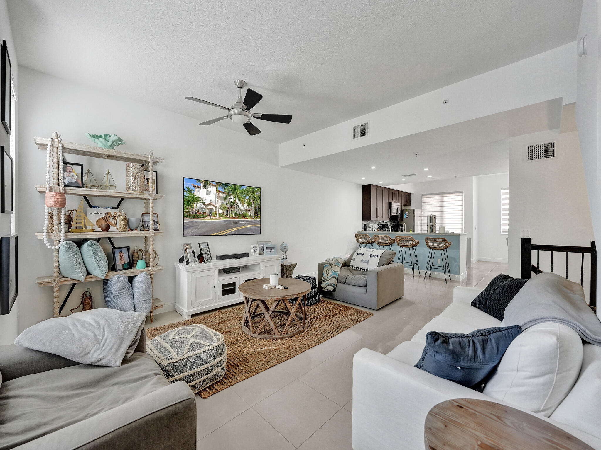 2690 N Federal Highway N 62