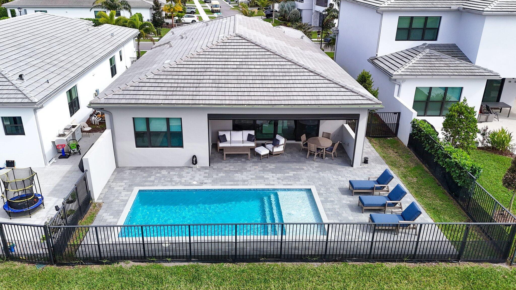 17207 Windy Pointe Lane