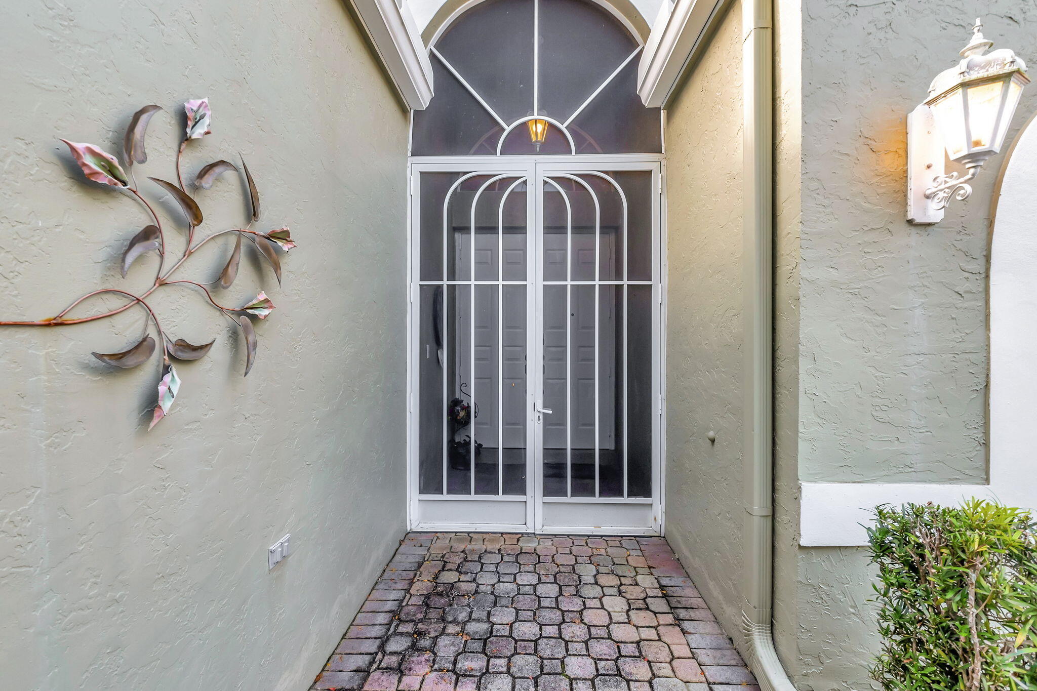 6032 Vistaview Court