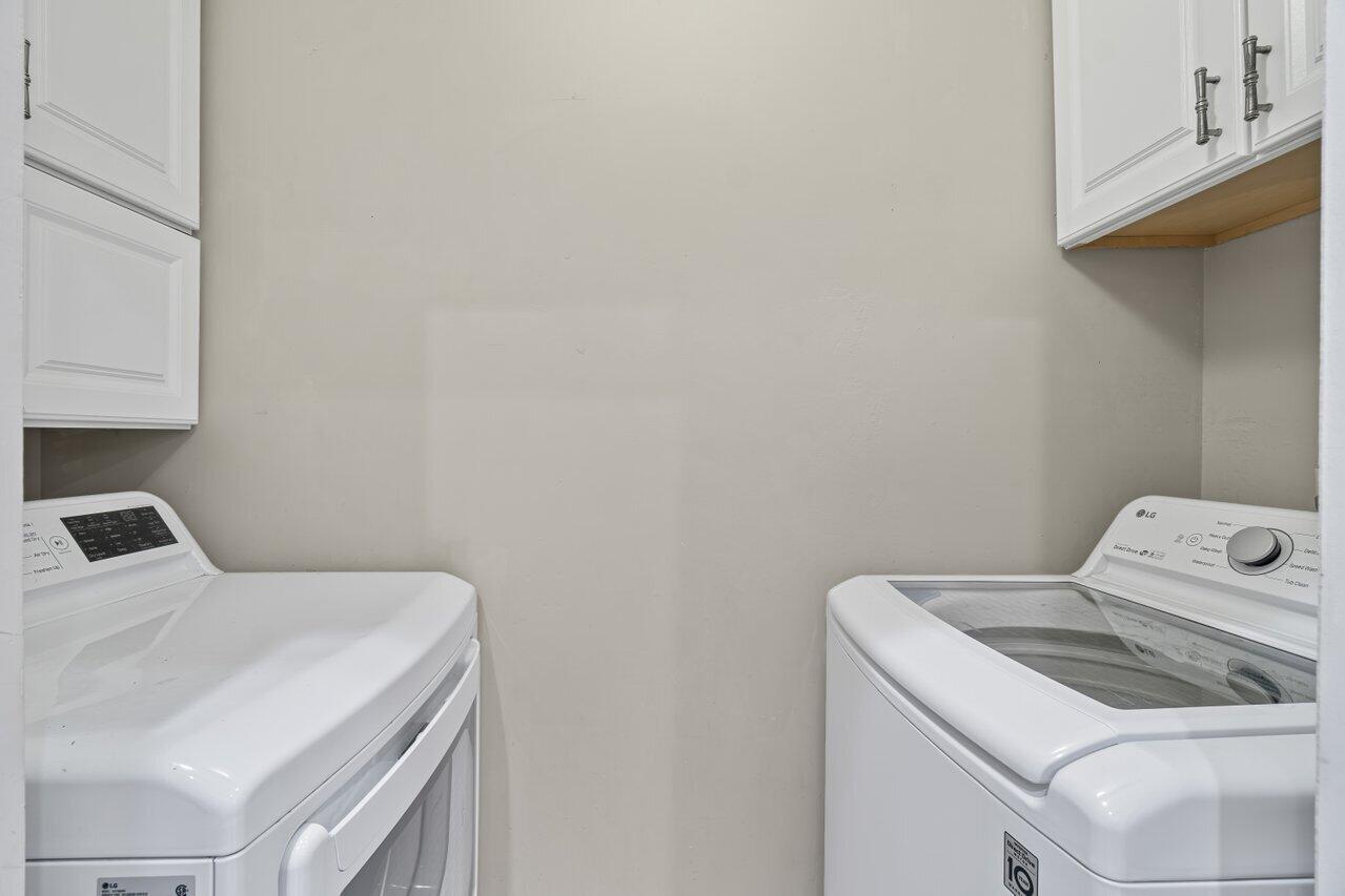 6400 Park Lake Circle