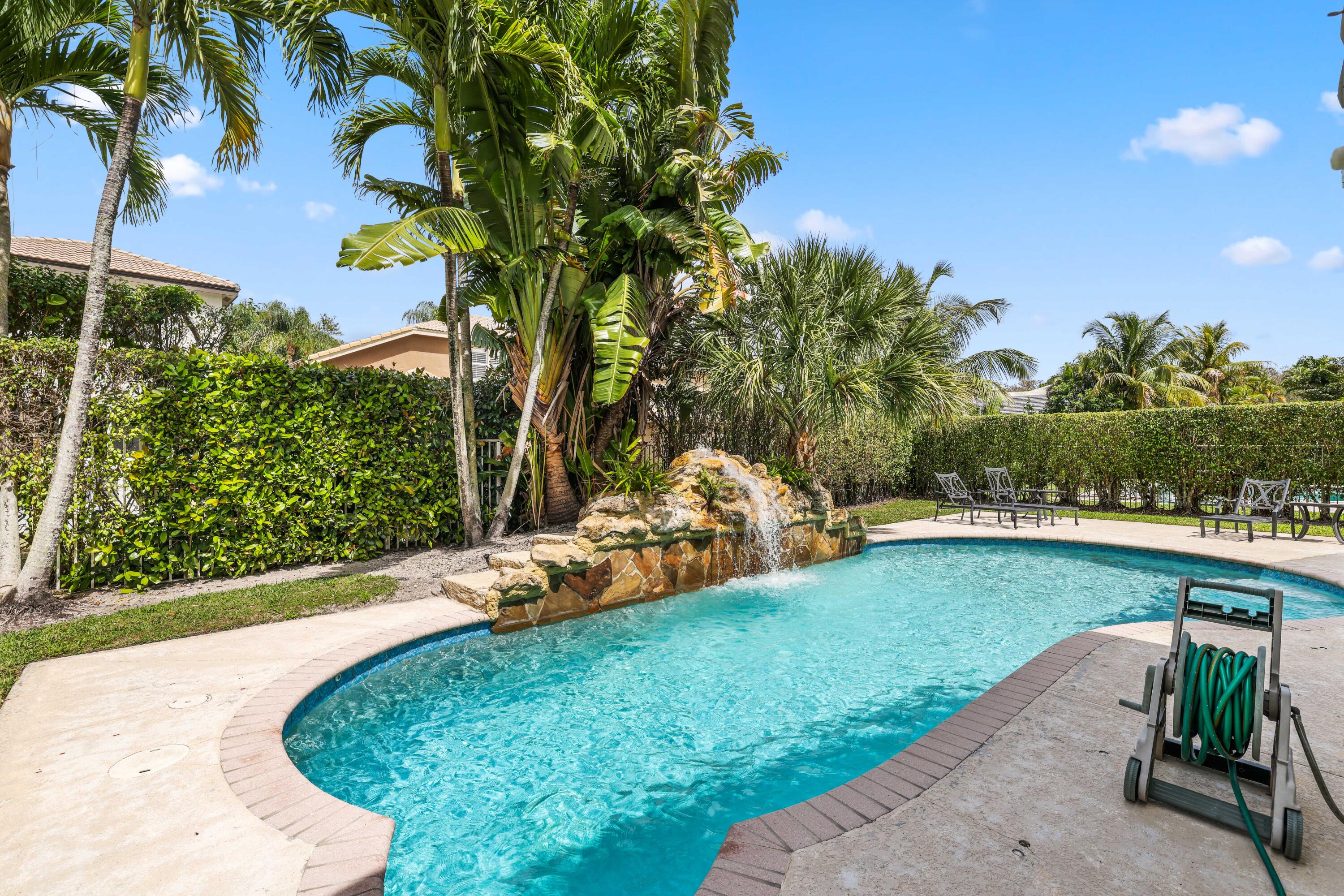 19353 Skyridge Circle