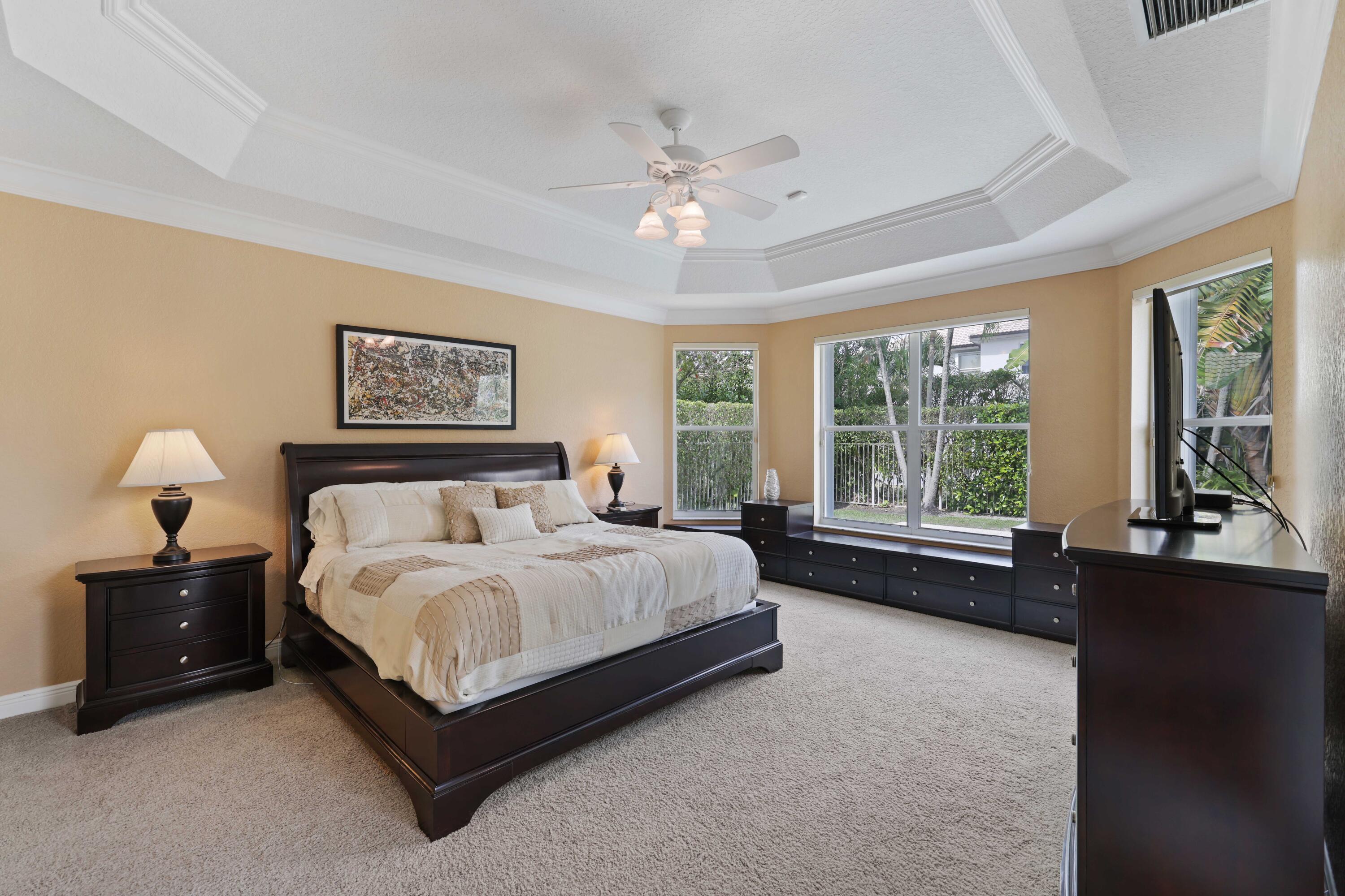 19353 Skyridge Circle